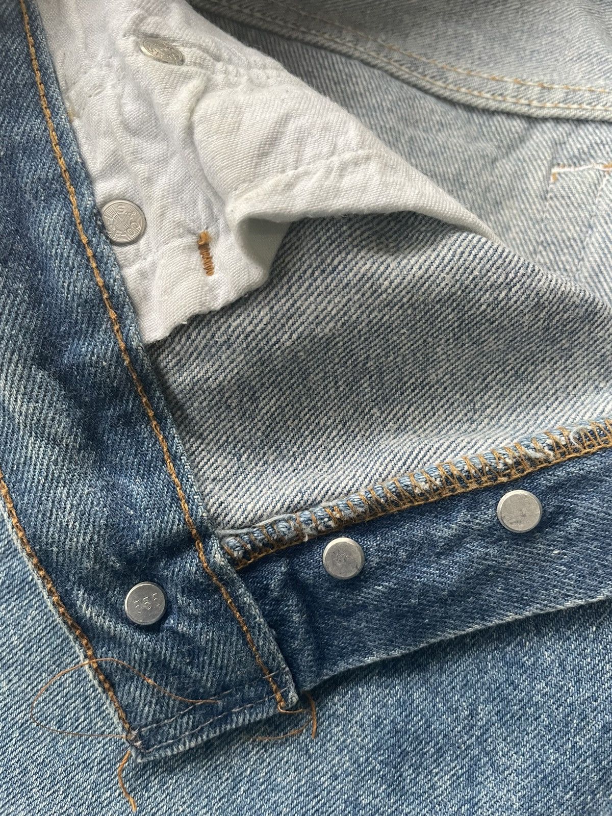 Levi's Vintage Levi’s 501XX e 1990 Aging Faded Wash Size US 31 - 16 Thumbnail