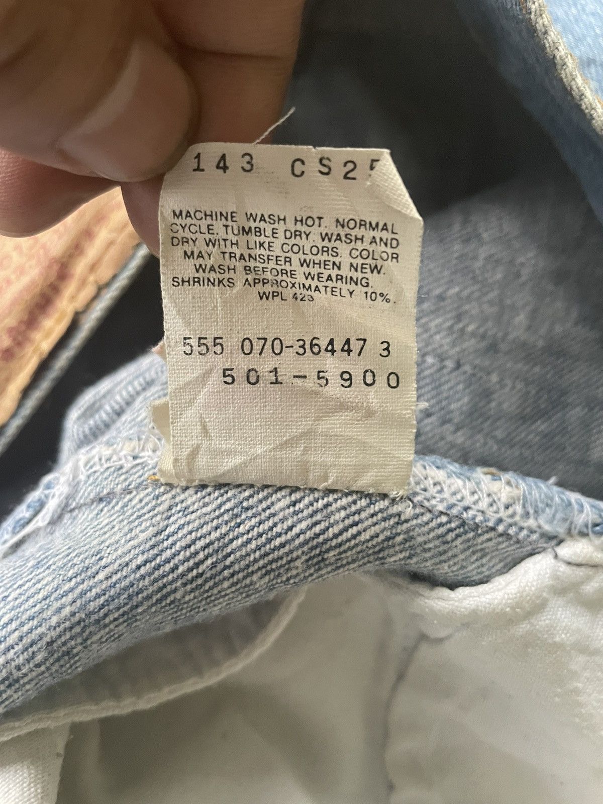 Levi's Vintage Levi’s 501XX e 1990 Aging Faded Wash Size US 31 - 14 Thumbnail