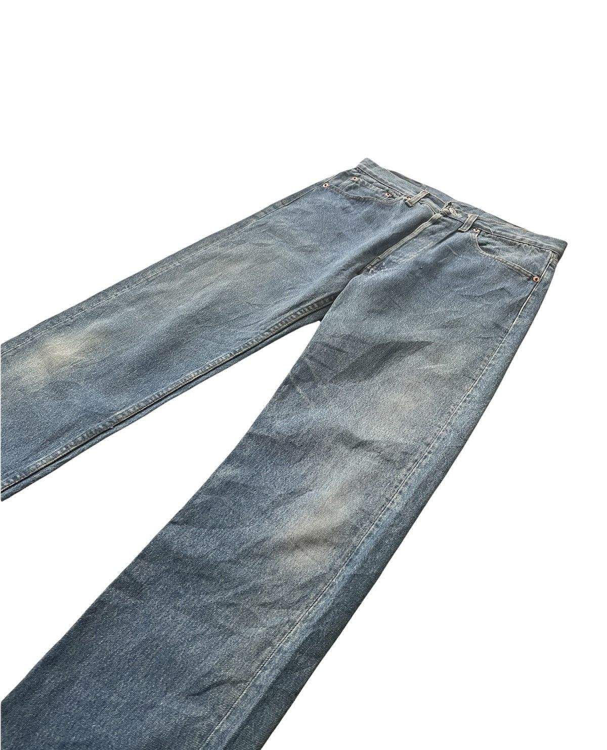 Levi's Vintage Levi’s 501XX e 1990 Aging Faded Wash Size US 31 - 2 Thumbnail