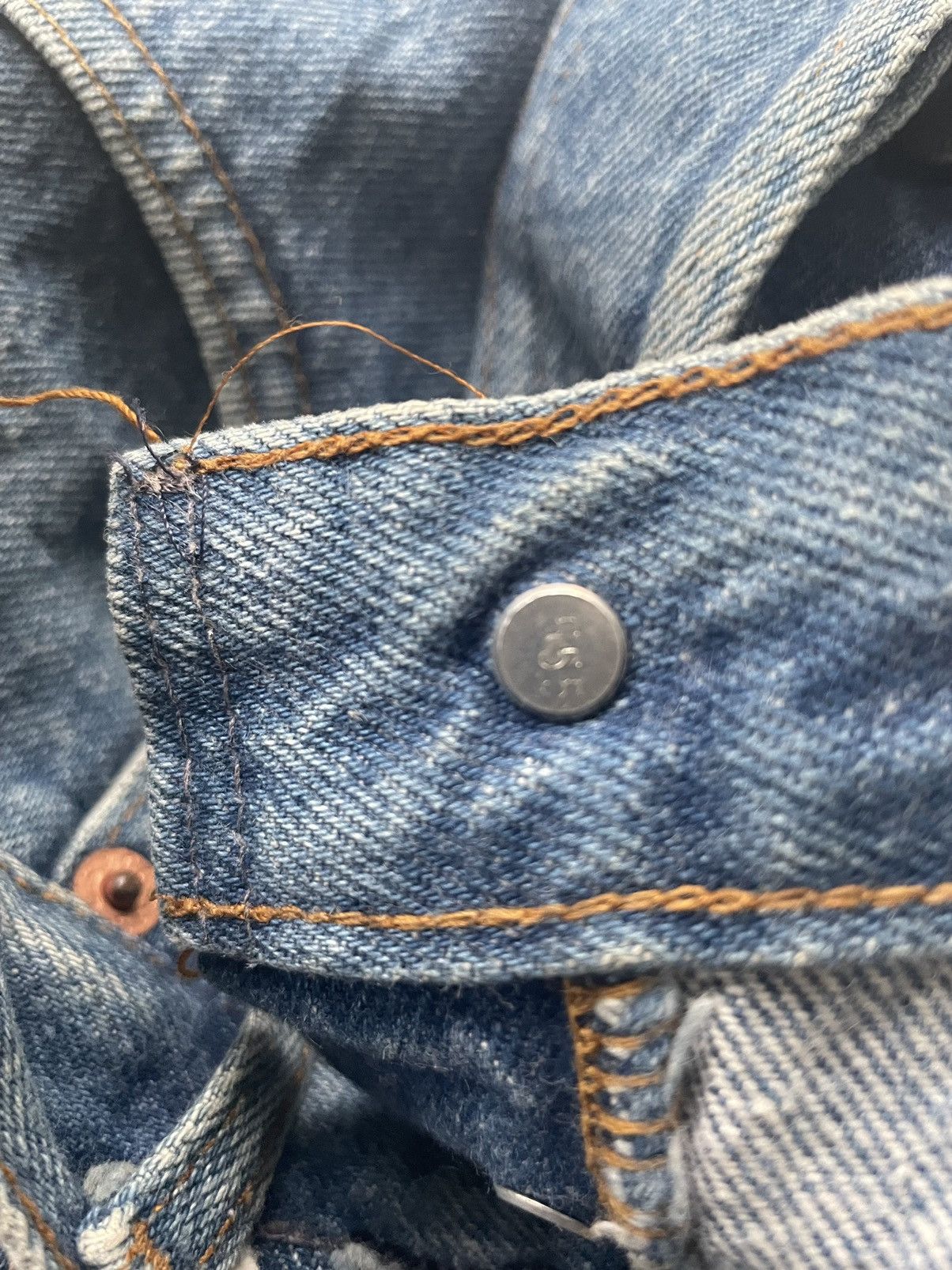 Levi's Vintage Levi’s 501XX e 1990 Aging Faded Wash Size US 31 - 12 Thumbnail