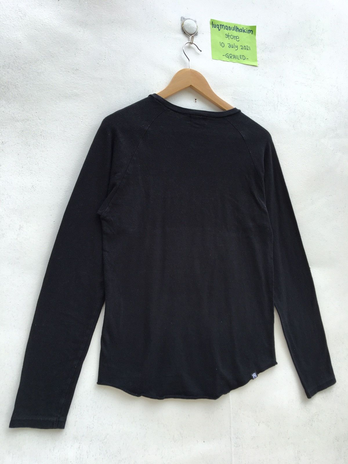 Hysteric Glamour Vintage Hysteric Glamour Printed Sexy Woman Long-sleeve Size US S / EU 44-46 / 1 - 15 Thumbnail