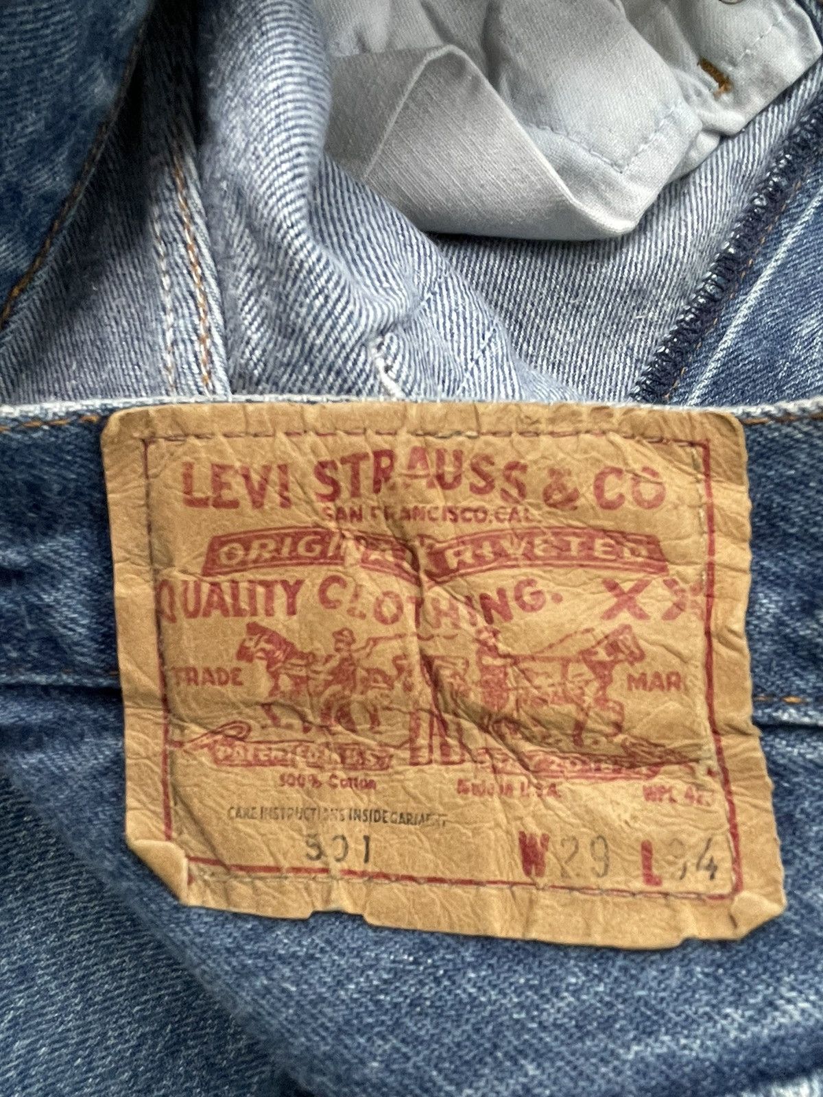 Levi's × Vintage Vintage Levi’s 501 e 1984 Usa Stone Wash Size US 28 / EU 44 - 9 Thumbnail