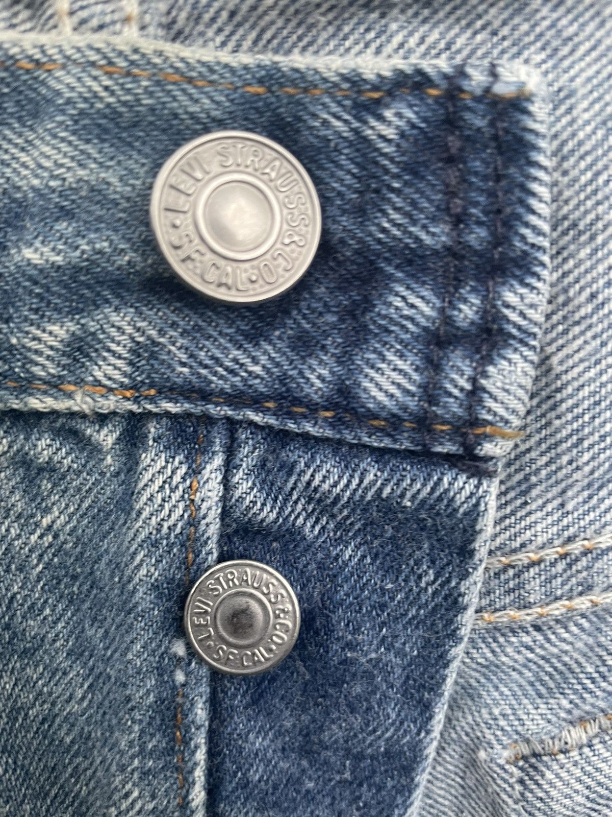 Levi's Levi’s 501 e 1995 Stone Aging Wash Size US 36 / EU 52 - 18 Thumbnail
