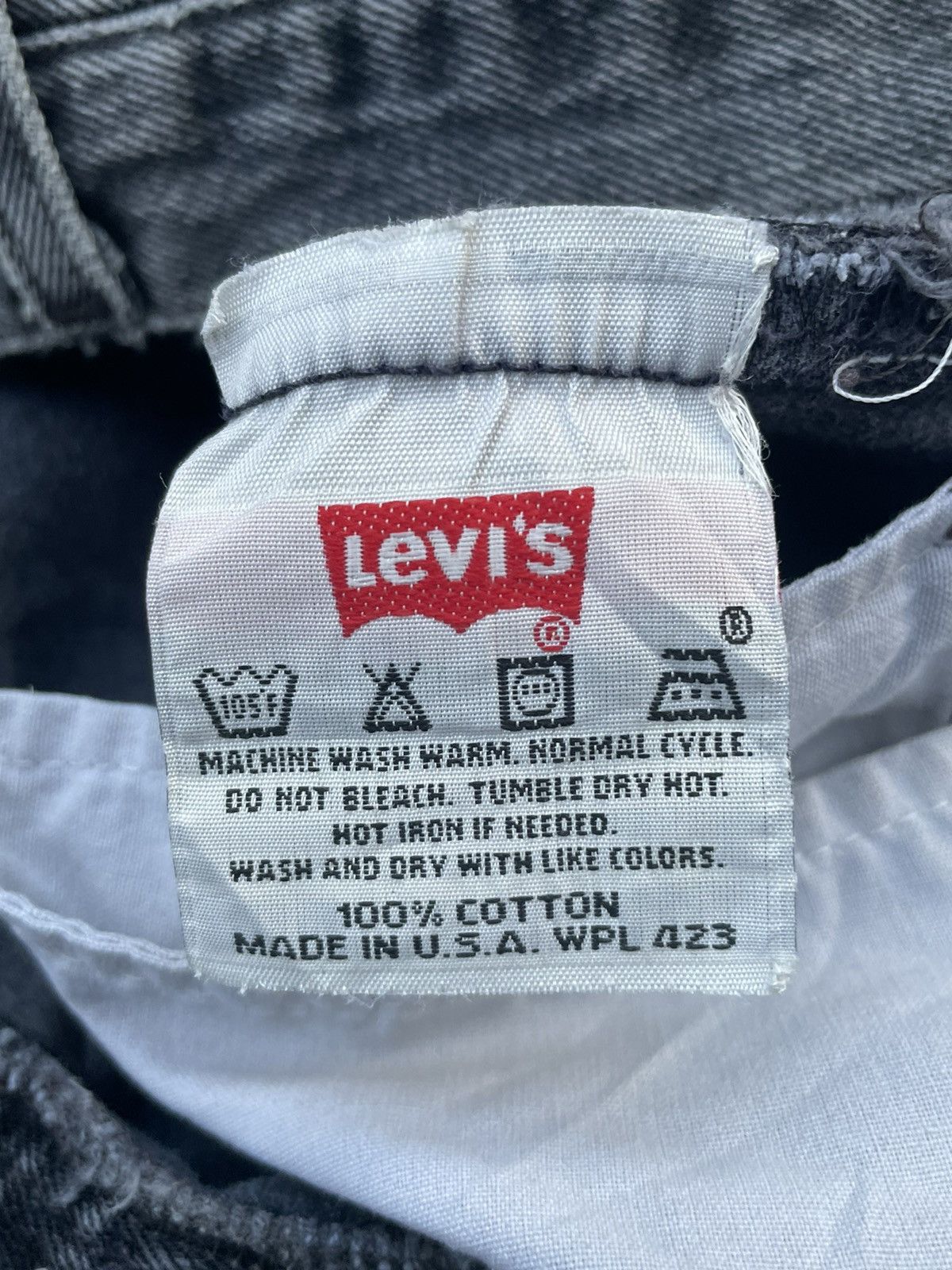 Levi's × Vintage Vintage Levi’s 501 e 1999 Usa Aging Distressed Denim Size US 31 - 13 Thumbnail