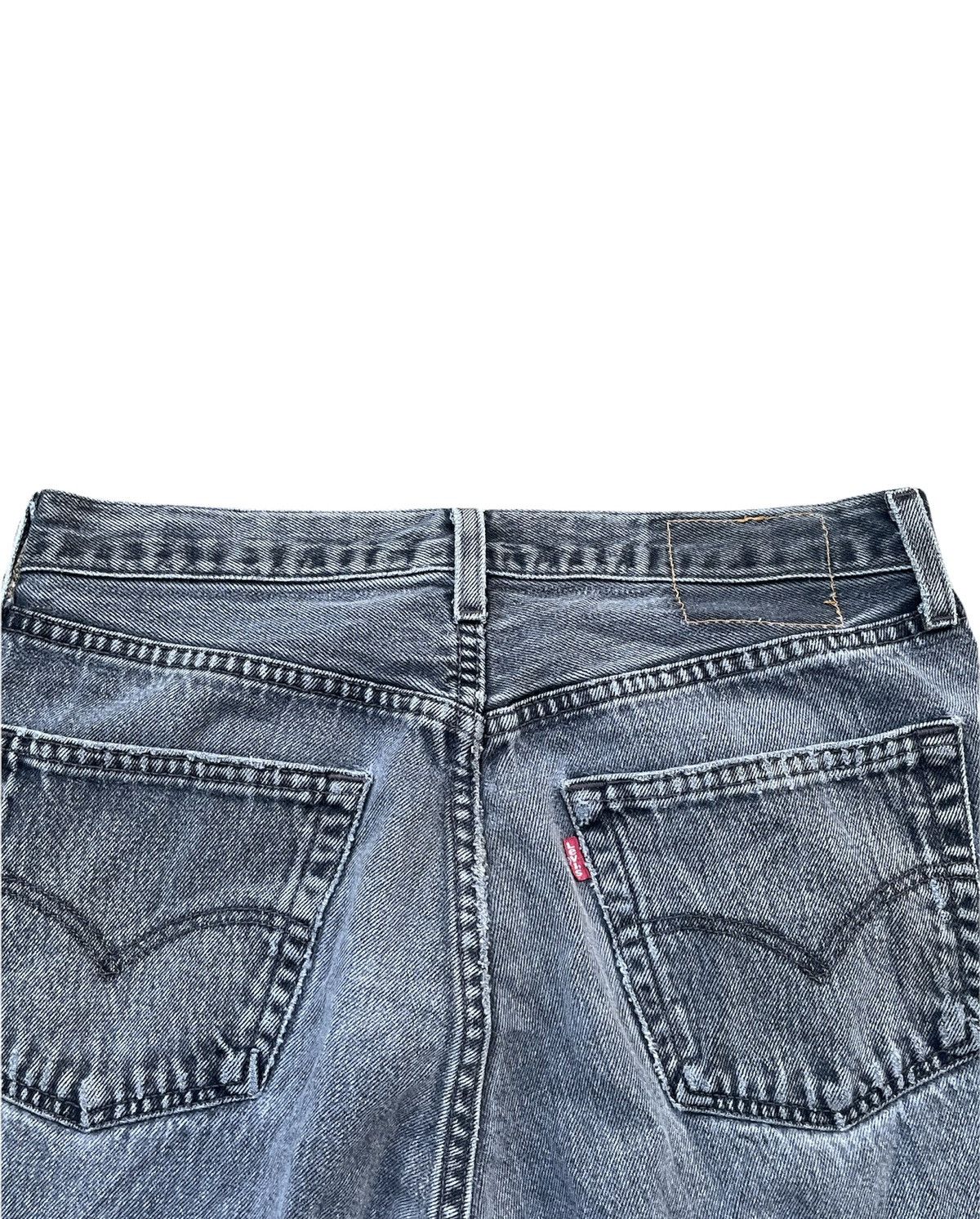 Levi's × Vintage Vintage Levi’s 501 e 1999 Usa Aging Distressed Denim Size US 31 - 9 Thumbnail
