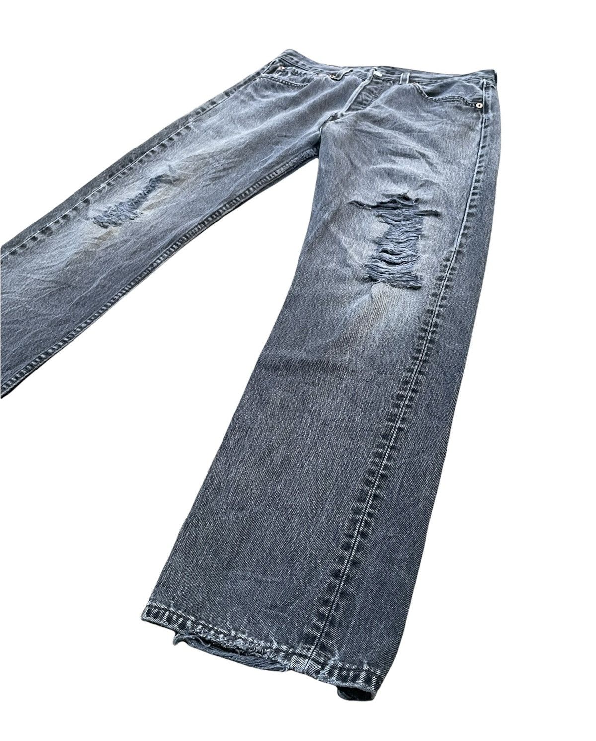 Levi's × Vintage Vintage Levi’s 501 e 1999 Usa Aging Distressed Denim Size US 31 - 2 Thumbnail