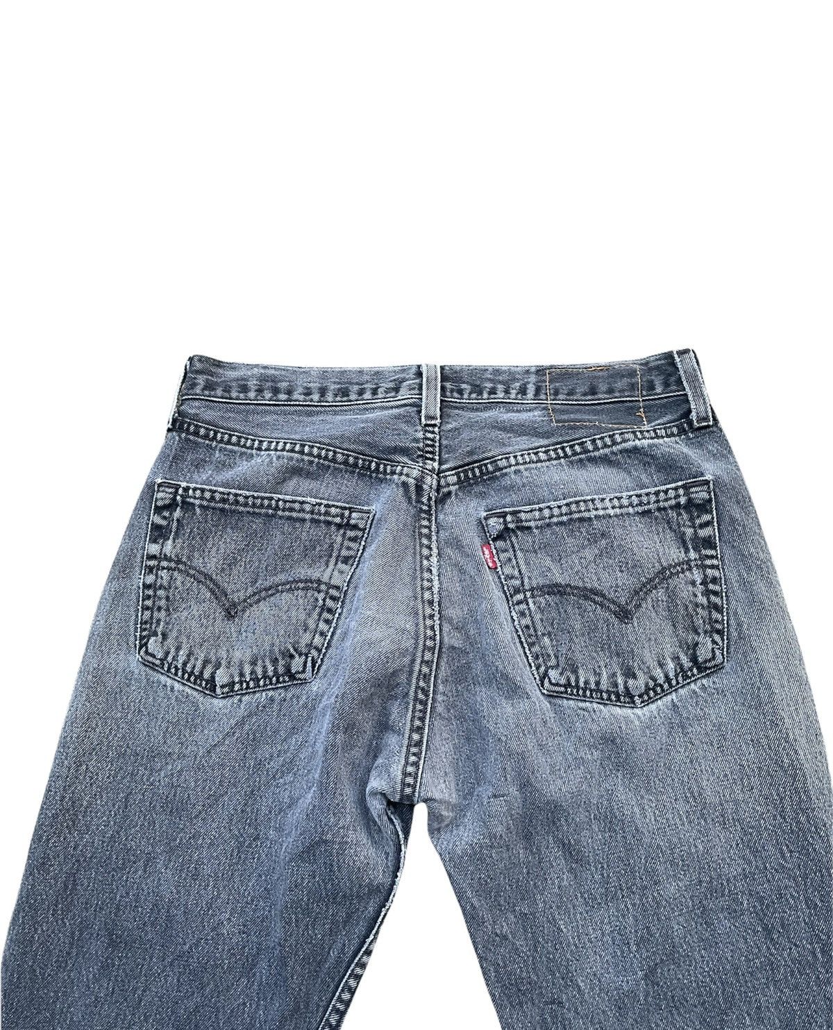 Levi's × Vintage Vintage Levi’s 501 e 1999 Usa Aging Distressed Denim Size US 31 - 8 Thumbnail