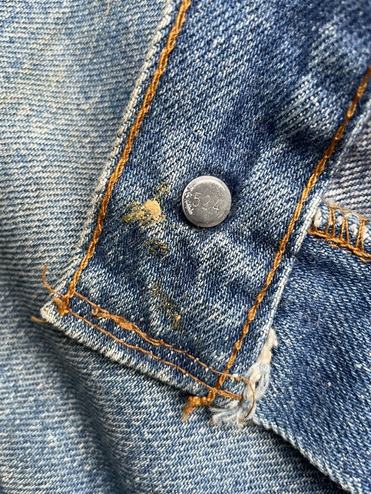 Levi's Vintage 1983 Levis 501 e Usa Faded Distresed Size US 33 - 18 Thumbnail