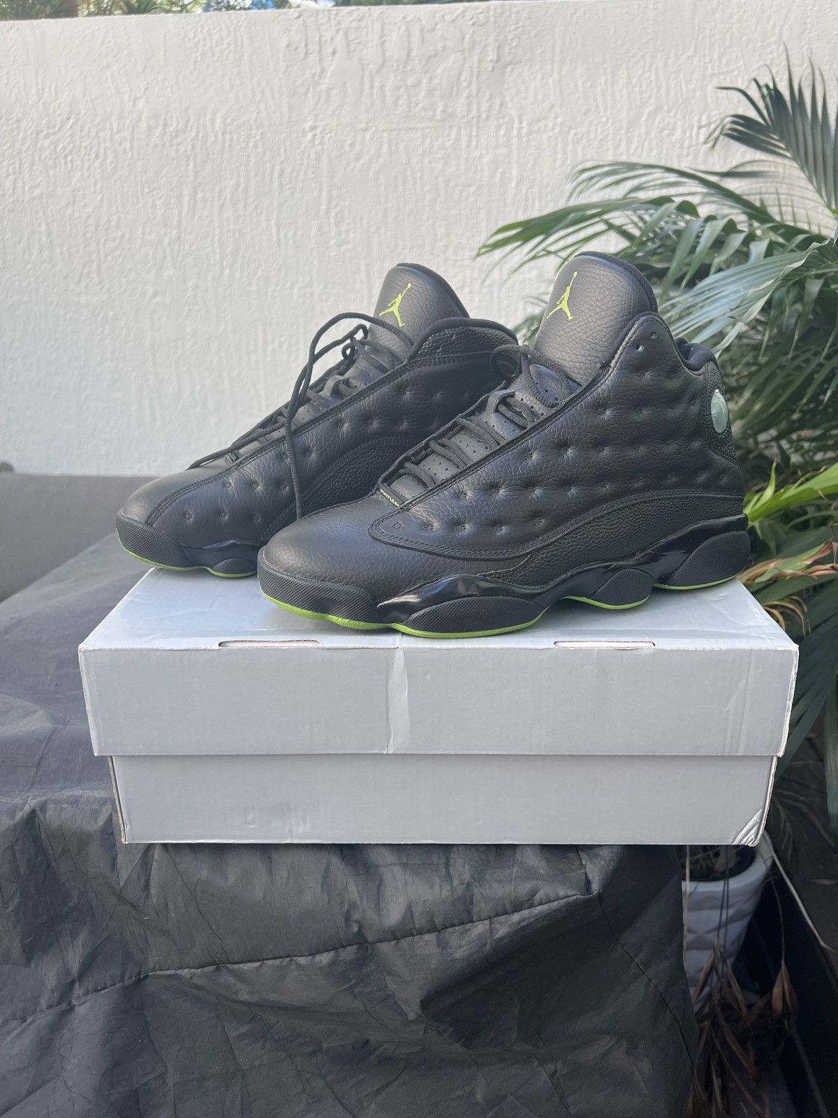 Jordan 13 Retro Altitude (2017) –