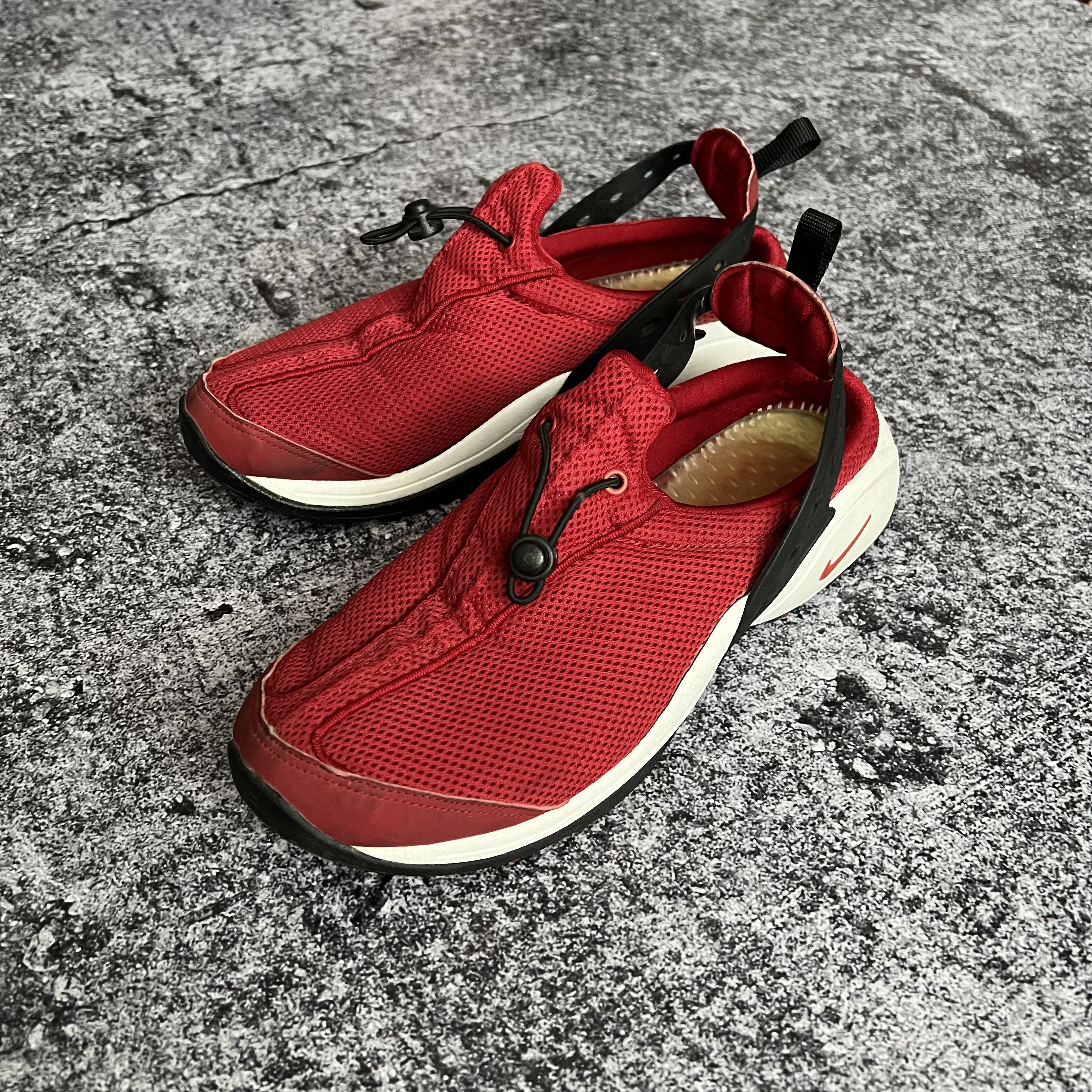 Nike Vintage Nike Heel Fit Unisex Size US 10 / UK 7.5 / EUR 42 Size US 9 / EU 42 - 1 Thumbnail