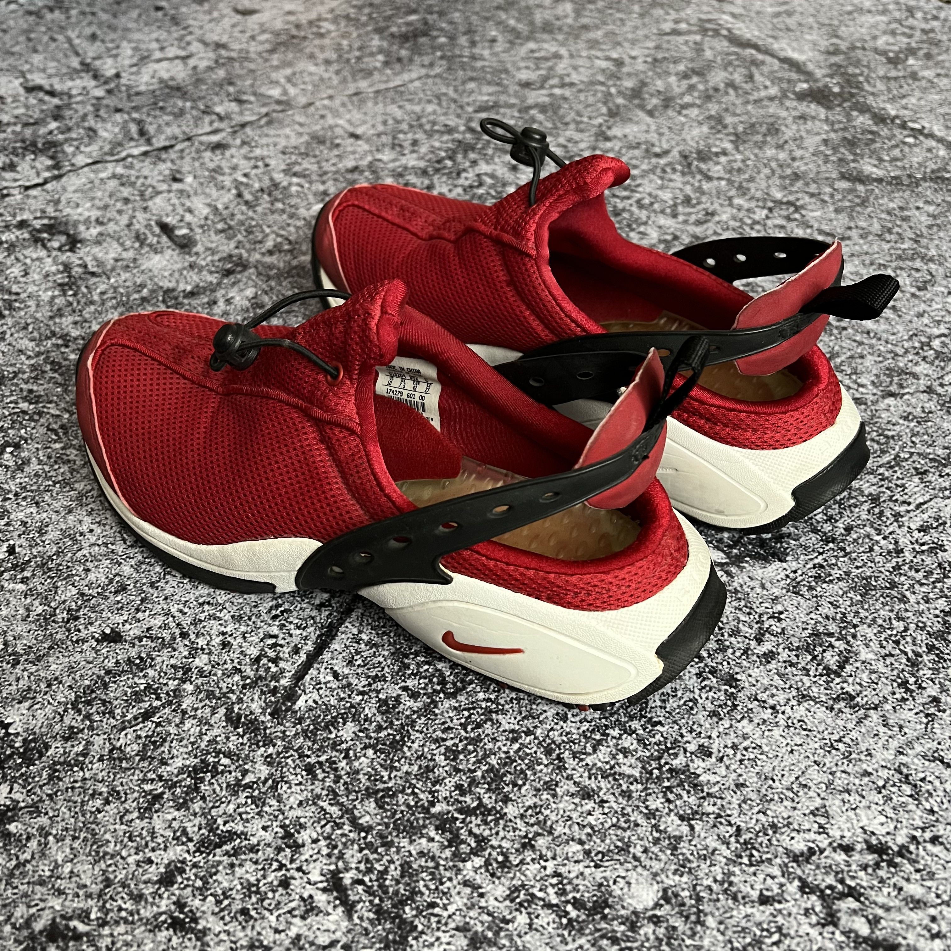 Nike Vintage Nike Heel Fit Unisex Size US 10 / UK 7.5 / EUR 42 Size US 9 / EU 42 - 10 Thumbnail