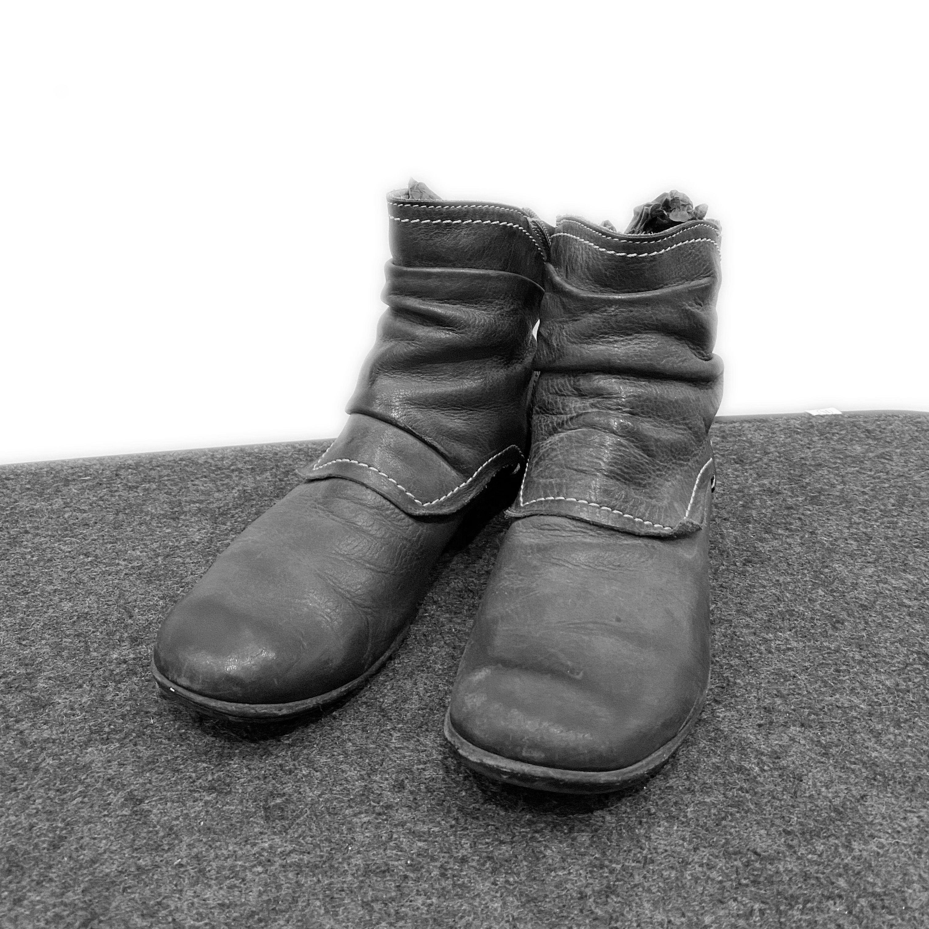 image of Area Forte High Neck Shoes in Grey, Men's (Size 6)