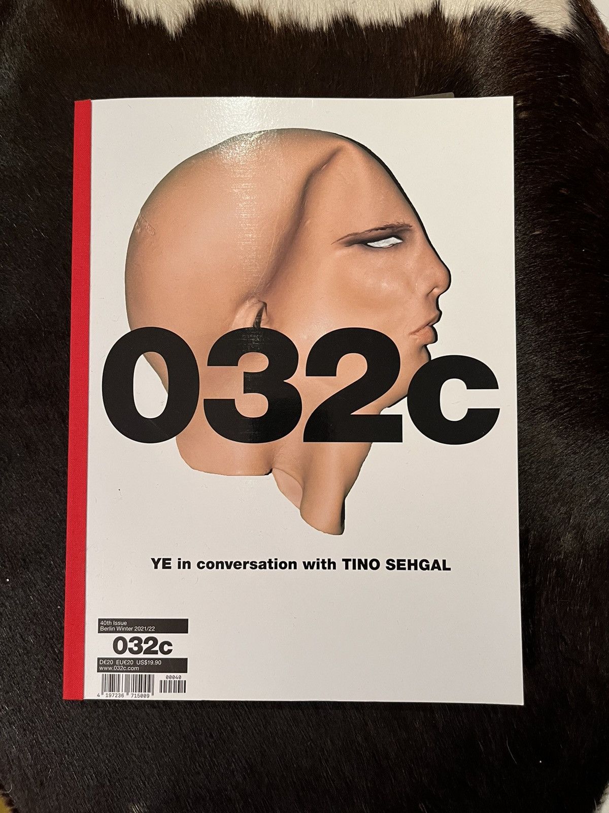 032c NEW 032c ye Kanye west Yeezy 40 issue 21 22 magazine print Size ONE SIZE - 1 Thumbnail