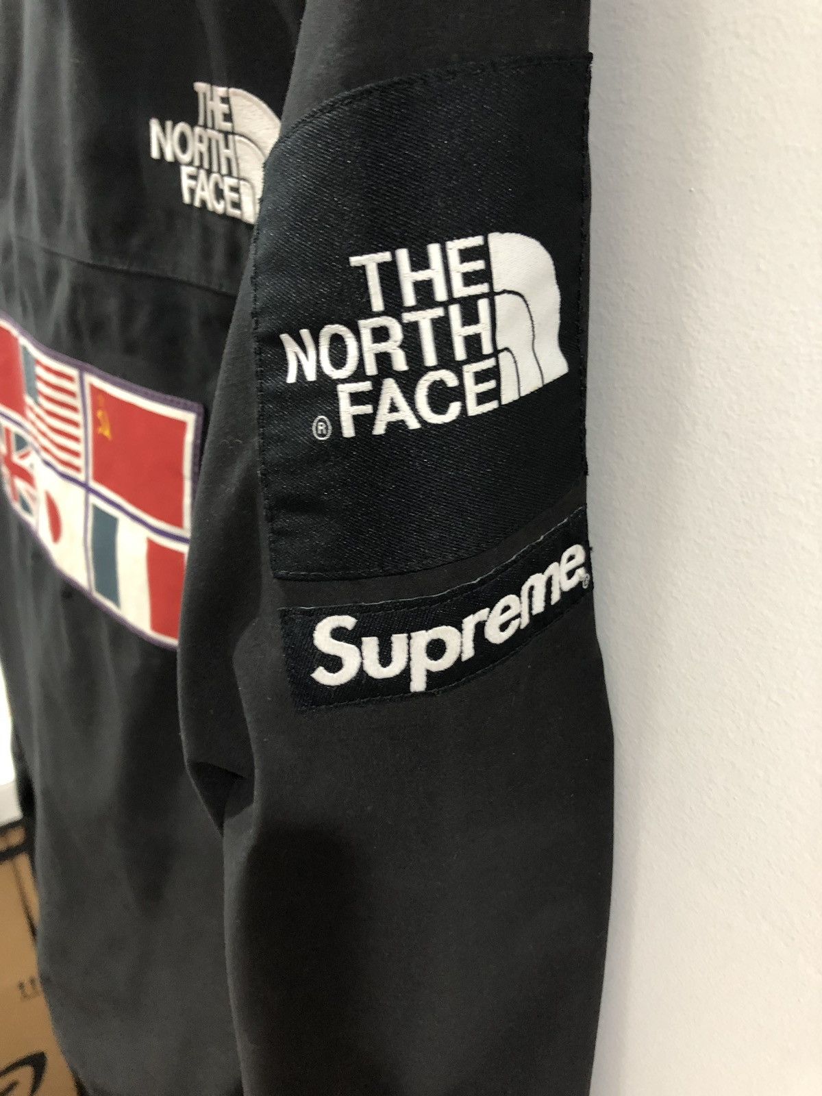 Supreme The North Face Expedition Coaches Jacket