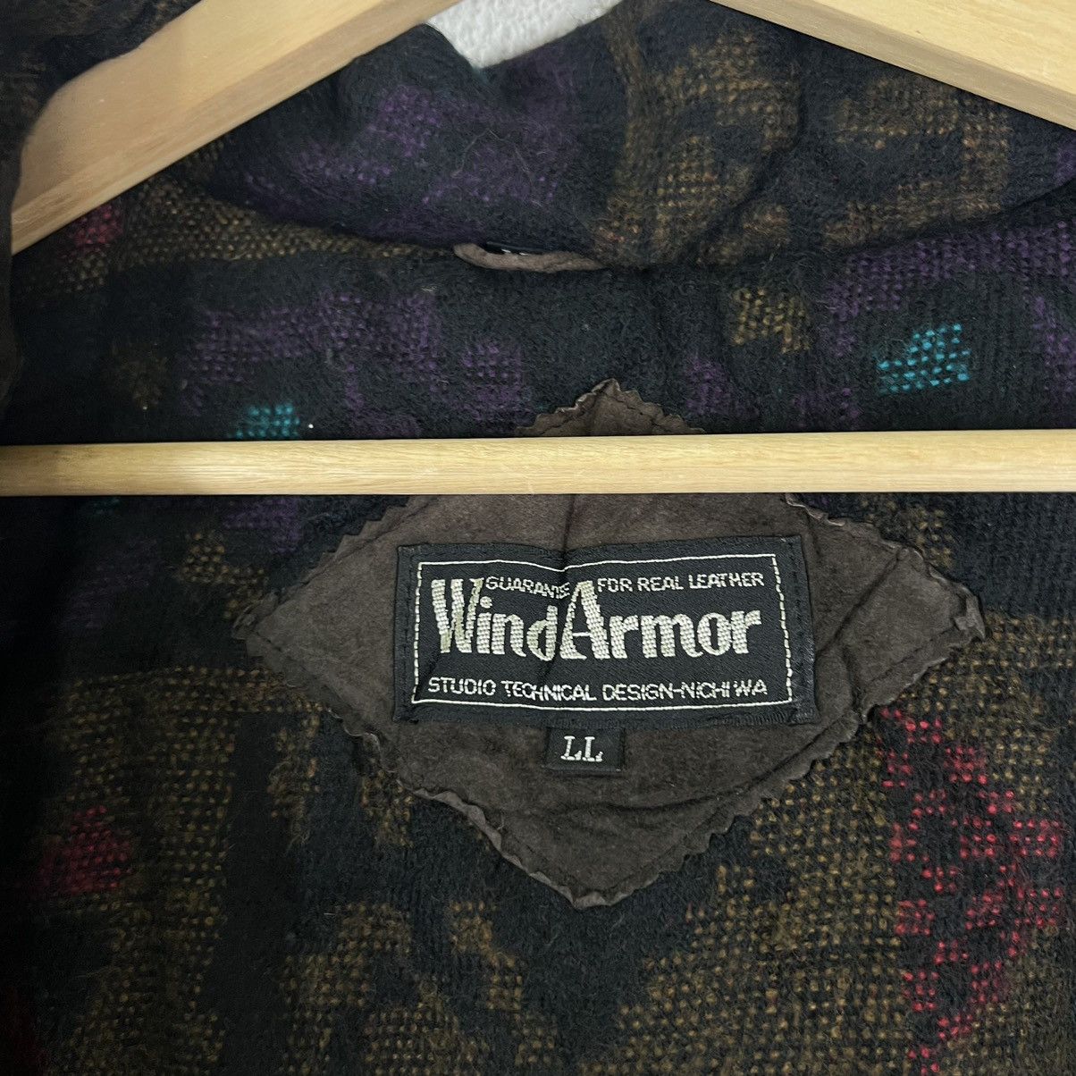 Japanese Brand VINTAGE SUEDE LEATHER JACKET WINDARMOR NAVAJO DESIGN Size US L / EU 52-54 / 3 - 10 Thumbnail