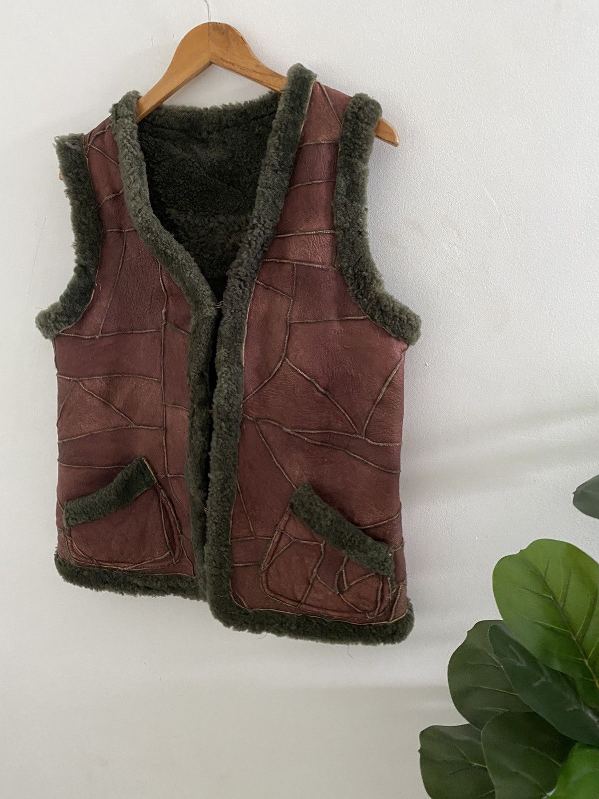 Designer × Vintage Vintage Korean patchwork Suede vest fur design rare Size US L / EU 52-54 / 3 - 12 Thumbnail