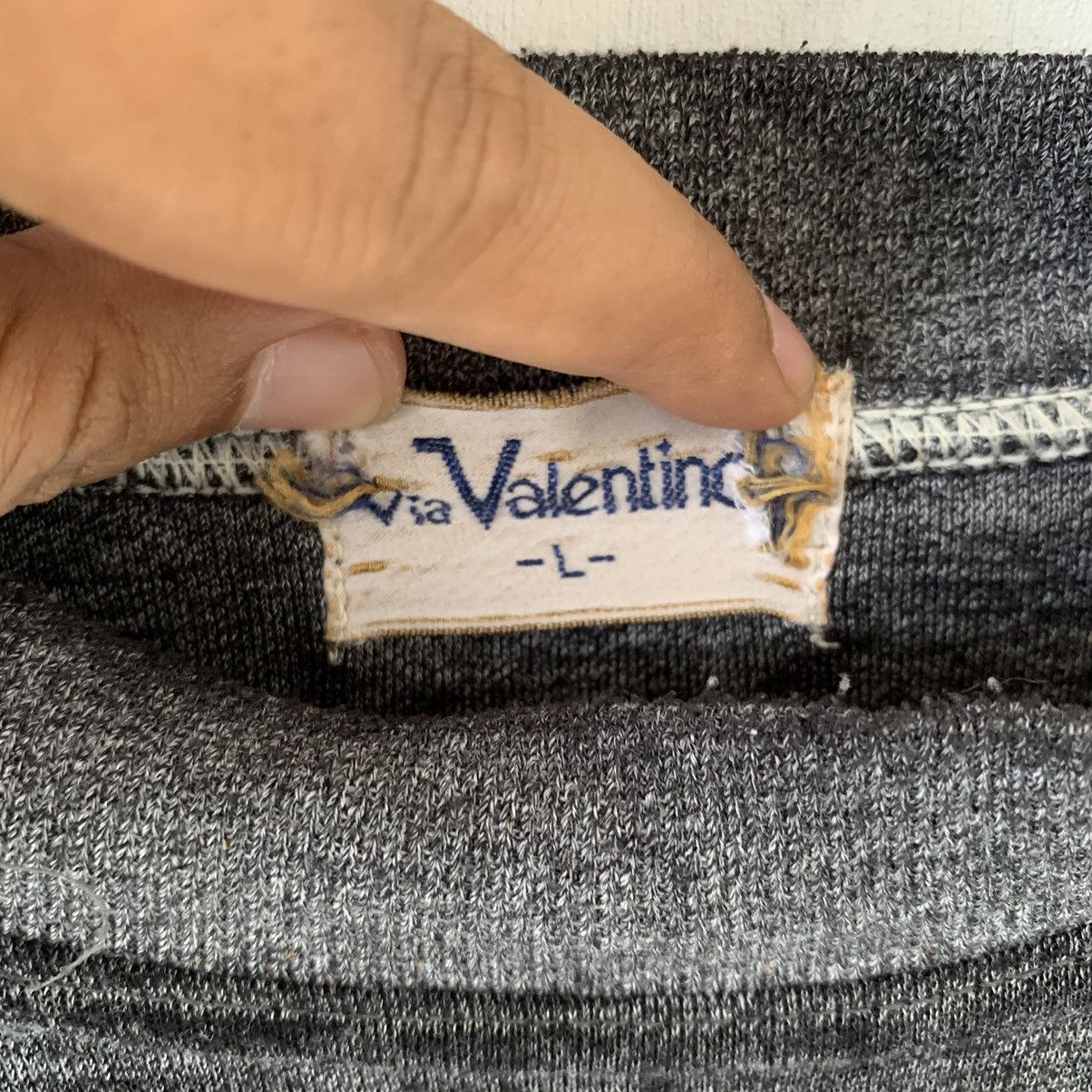 Valentino × Vintage Vintage Via Valentino Crewneck Sweatshirt Size US L / EU 52-54 / 3 - 4 Thumbnail