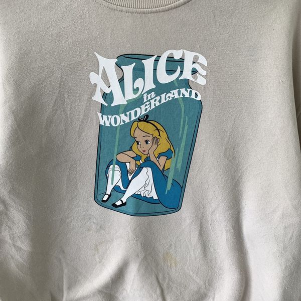 Alice in discount wonderland sweatshirt h&m