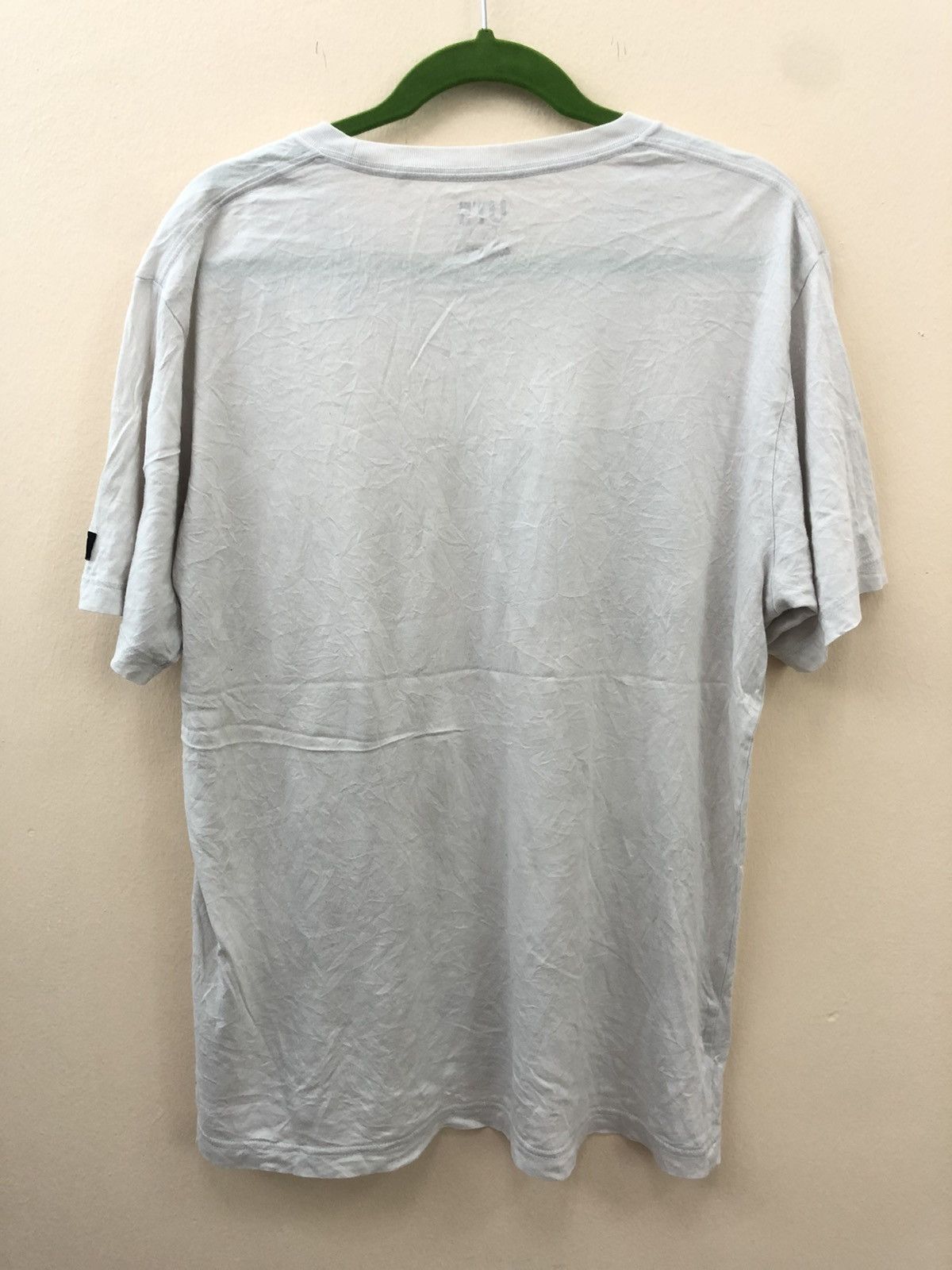 Anime × One Piece × Uniqlo Uniqlo X One Piece tees size XL Size US XL / EU 56 / 4 - 6 Thumbnail