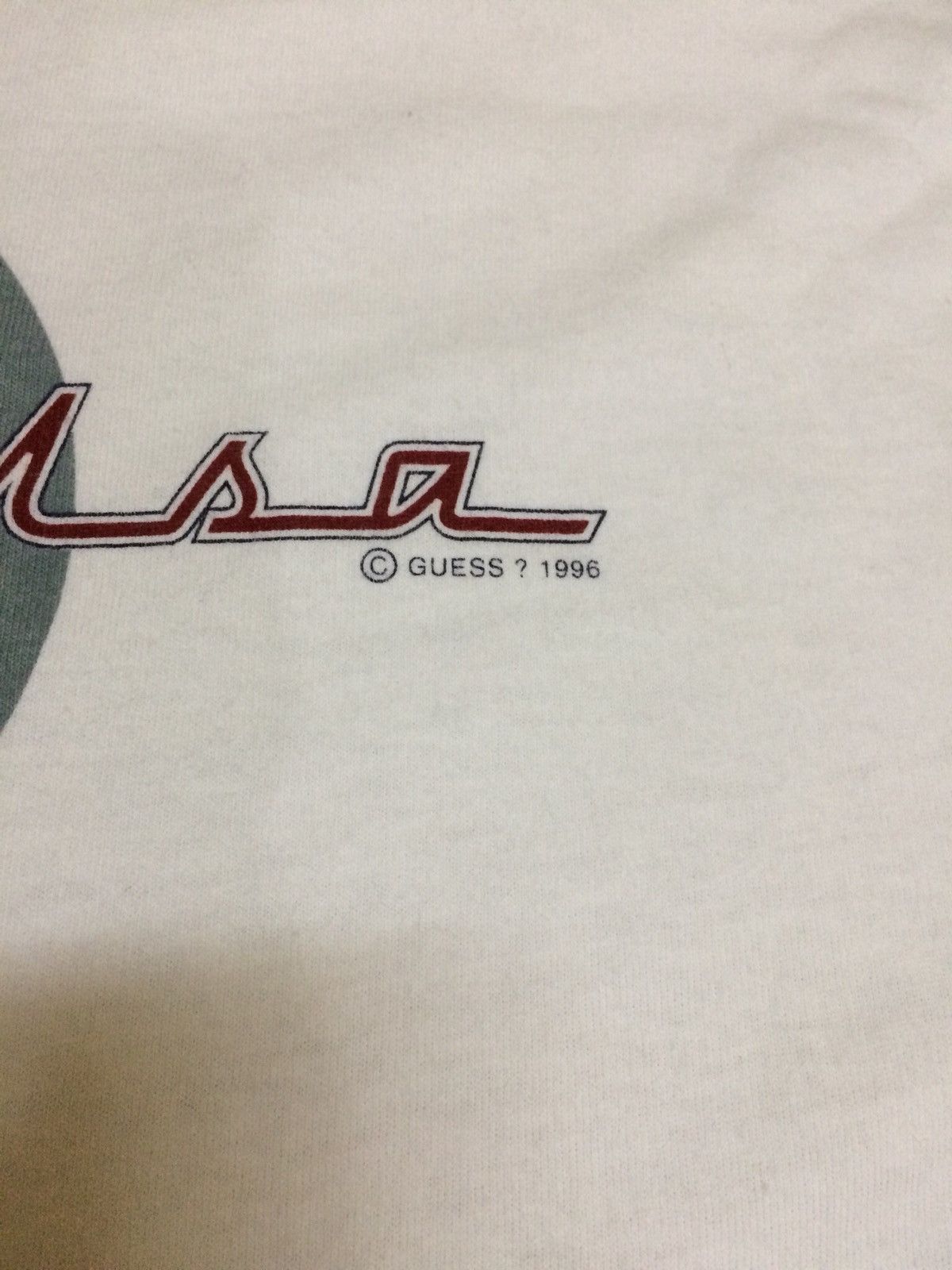 Guess × Vintage Vintage 90’s Guess Usa Copyright 1996 Tshirt Size US L / EU 52-54 / 3 - 3 Thumbnail