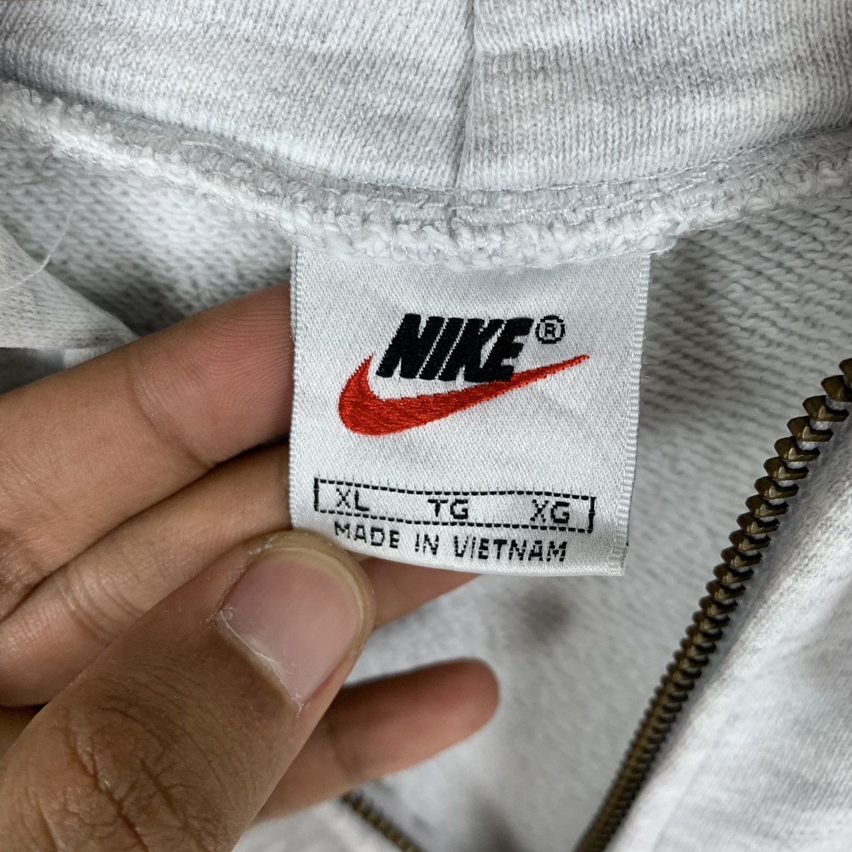 Nike × Vintage Vintage 90s Nike Swoosh Hoodie Sweatshirt Size US XL / EU 56 / 4 - 3 Thumbnail