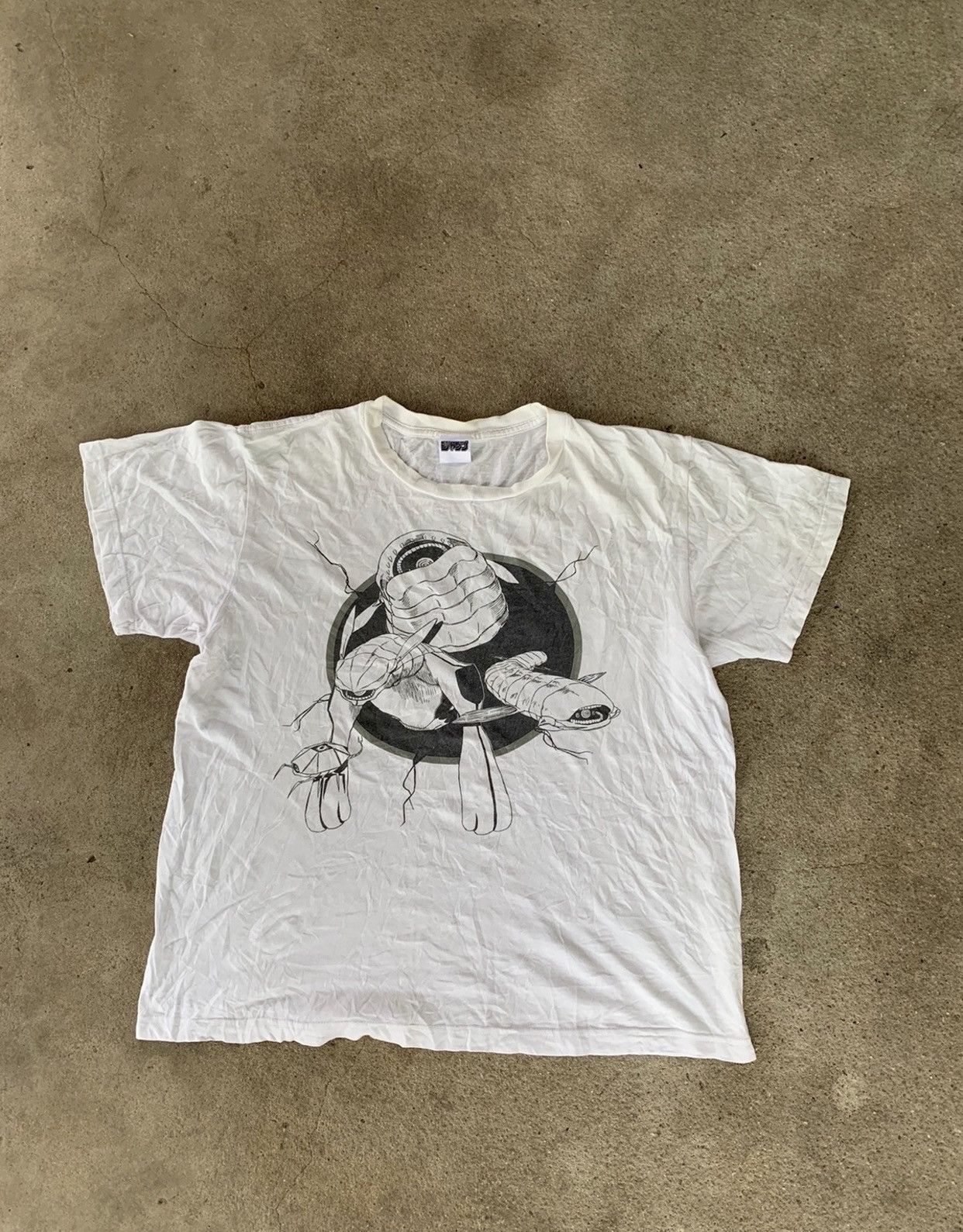 Anime Vintage Japanese Anime World Trigger Tshirt Size US M / EU 48-50 / 2 - 1 Thumbnail