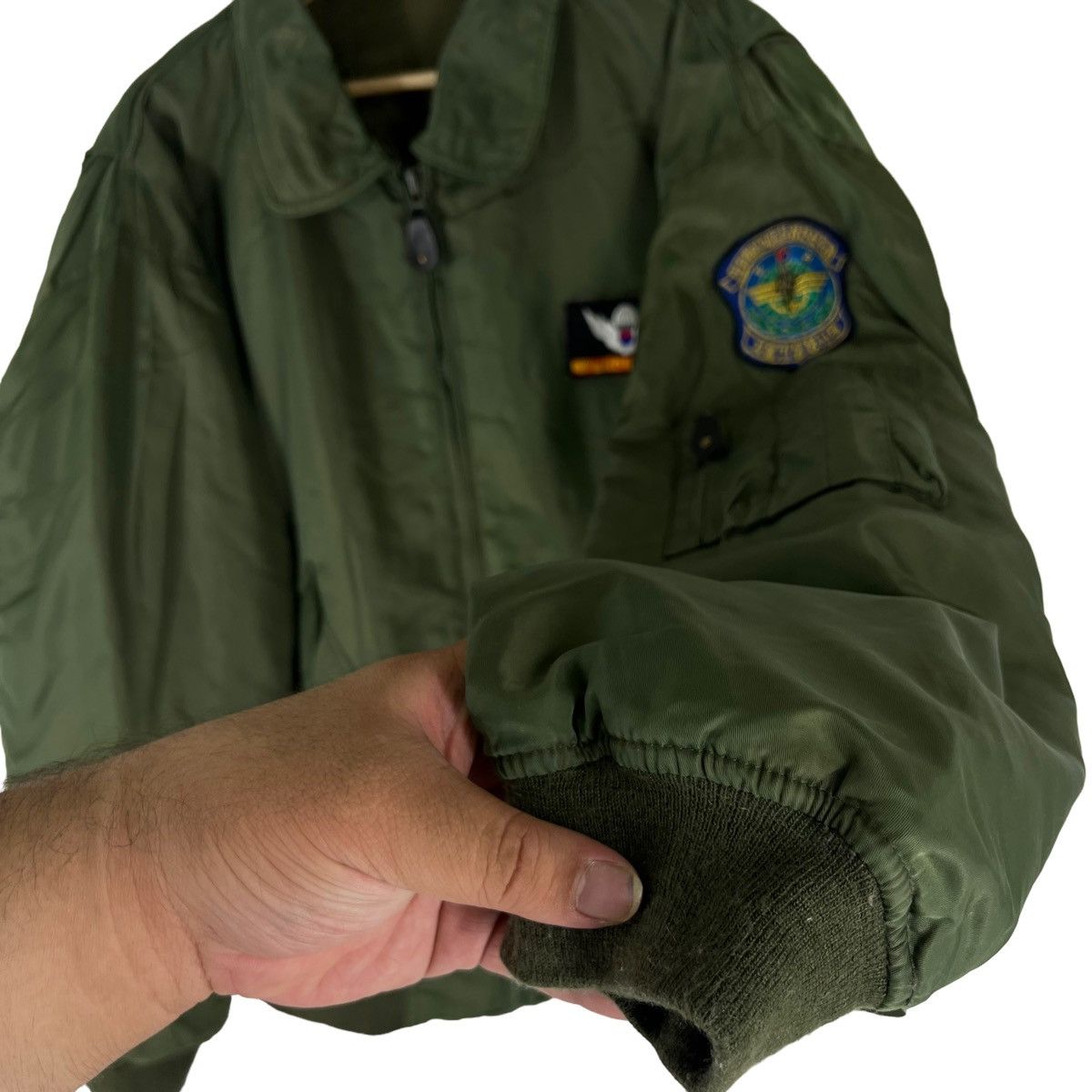 Toyo Enterprises VINTAGE BOMBER JACKET MIKITARY DESIGN FULL PATCHES US ISSUE Size US M / EU 48-50 / 2 - 3 Thumbnail