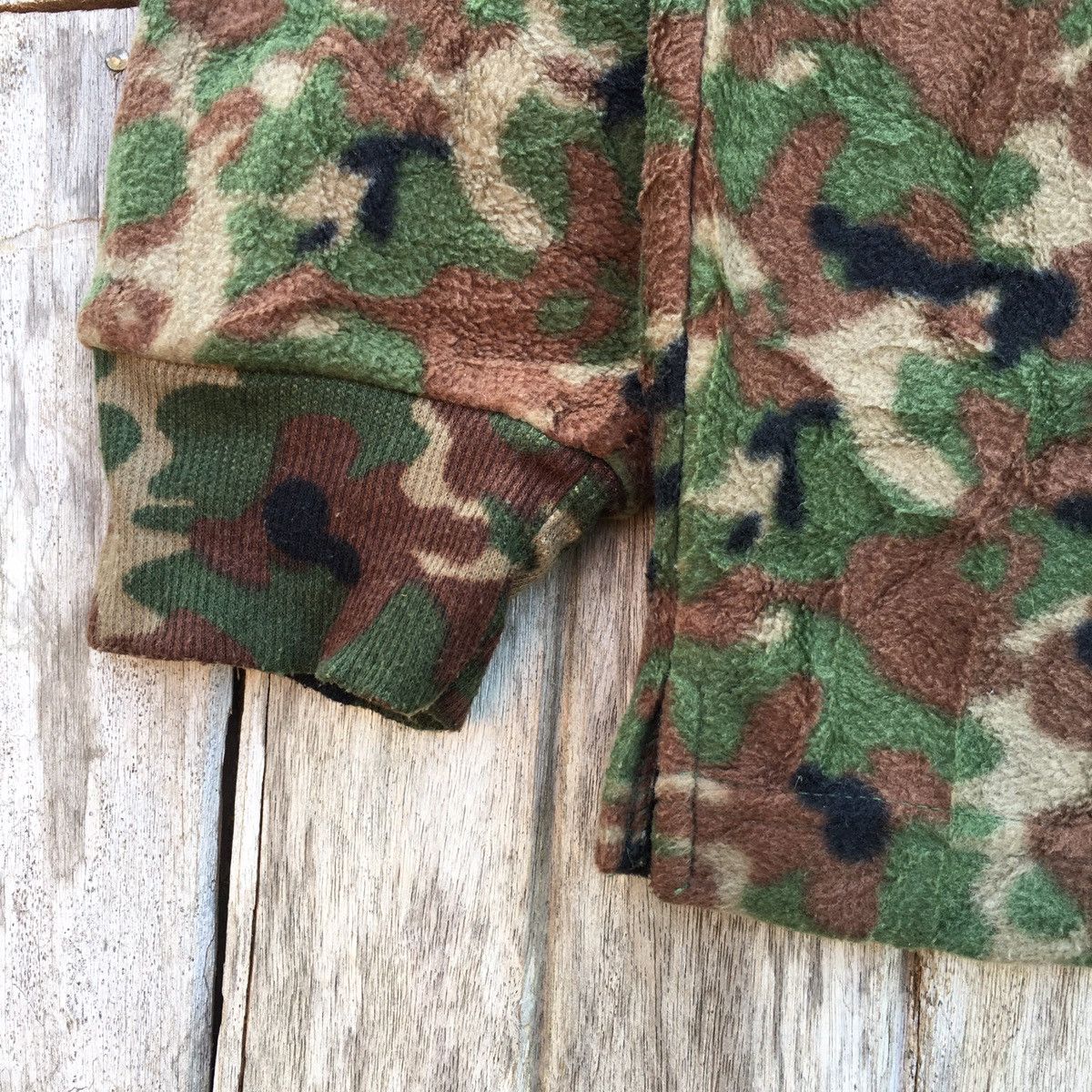 Vintage Vintage Fleece Crew Neck Camo Size US L / EU 52-54 / 3 - 3 Thumbnail