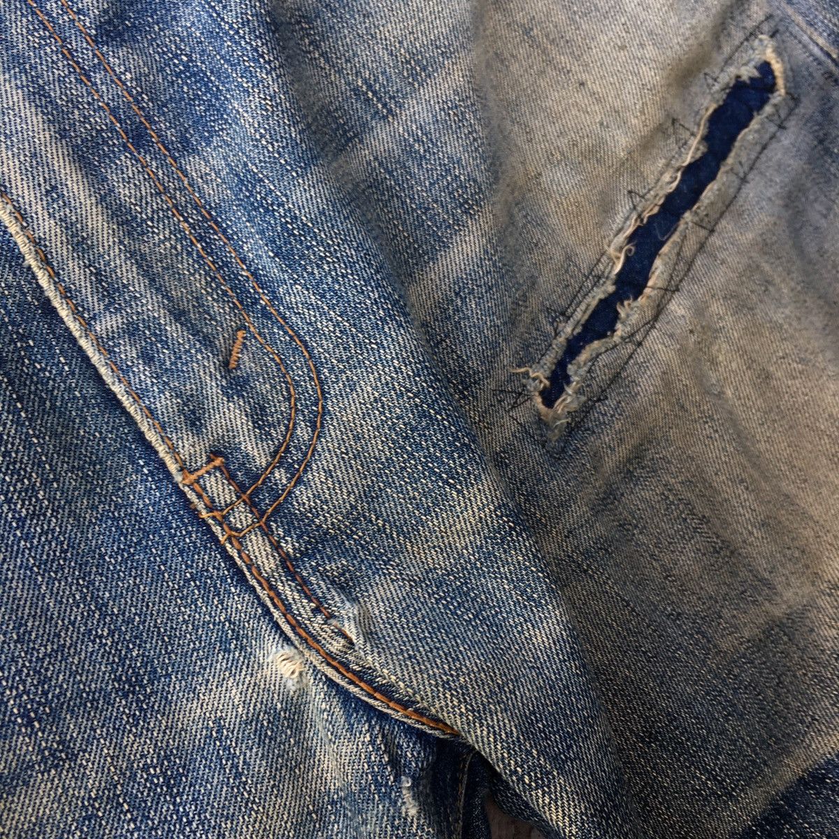 Levi's 💥SICK💥 THRASHED Vintage Levis Denim ERD GRUNGE PANTS Size US 36 / EU 52 - 9 Thumbnail