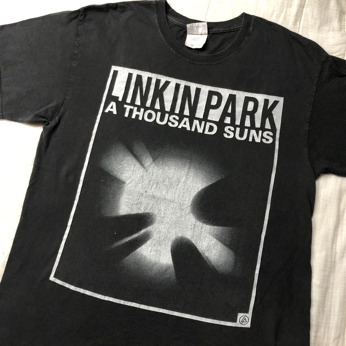 Band Tees Vintage Linkin Park T Shirt Size US L / EU 52-54 / 3 - 1 Thumbnail