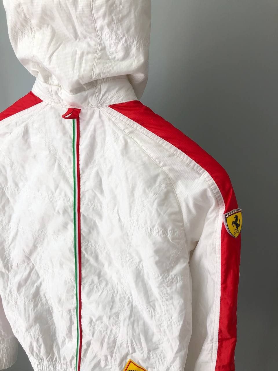 Ferrari × Puma VINTAGE PUMA X FERRARI WINDBREAKER WITH HOODIWLE RARE Size S / US 4 / IT 40 - 9 Thumbnail