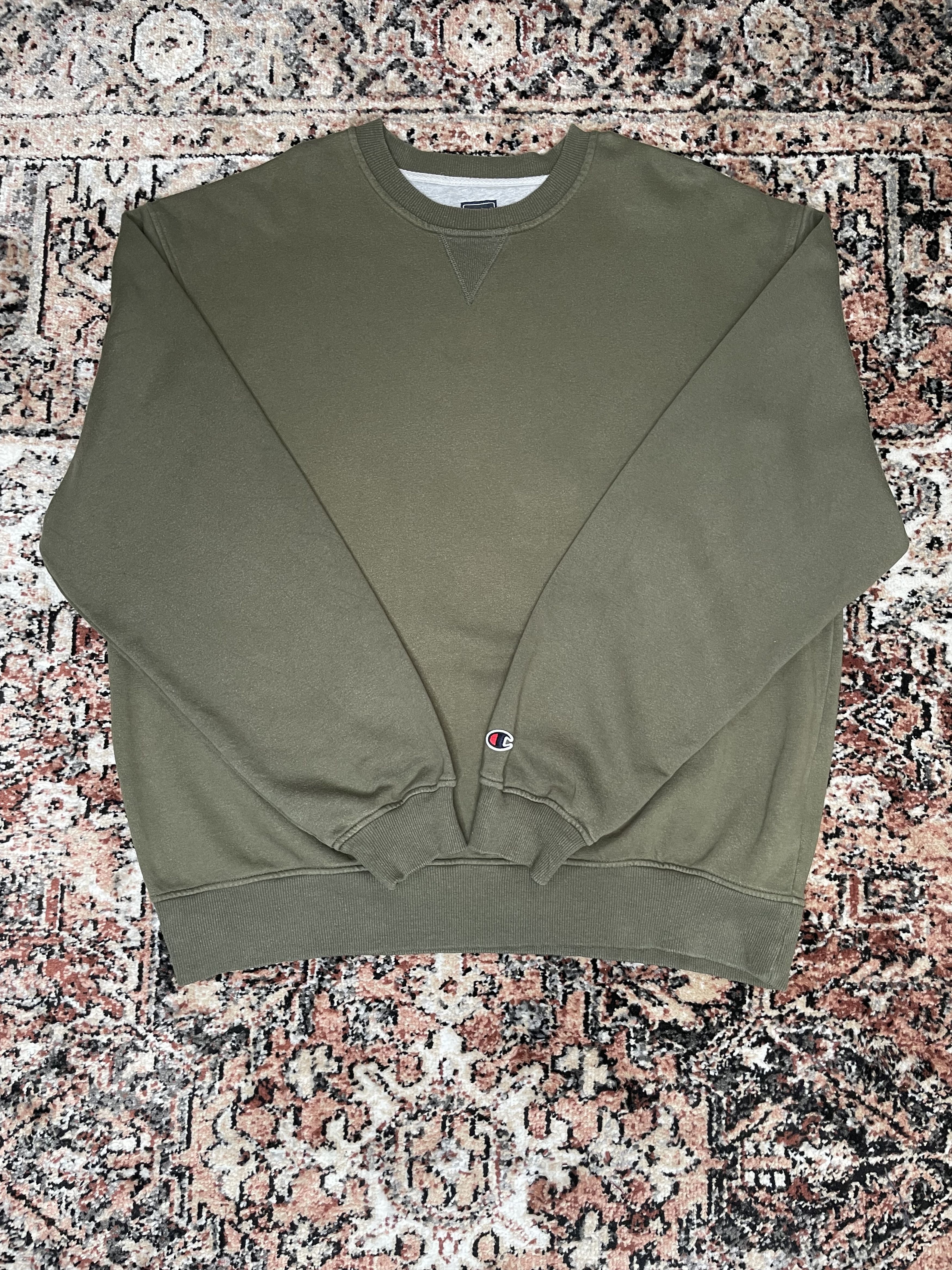 Champion CHAMPION - OLIVE GREEN SWEATER Size US XL / EU 56 / 4 - 1 Thumbnail