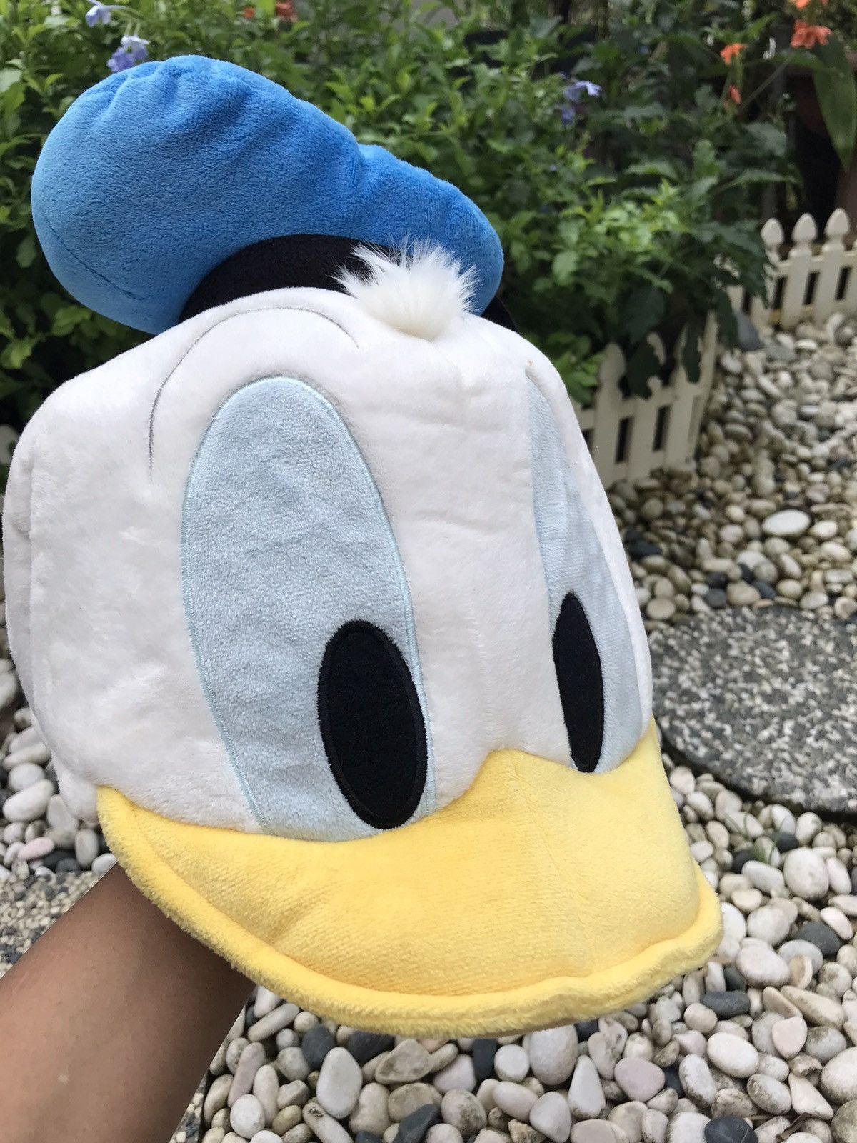 Disney × Japanese Brand COUPLE SET 💥 DONALD DUCK & DAISY WITH PLUSH BODY CAP HAT Size ONE SIZE - 5 Thumbnail