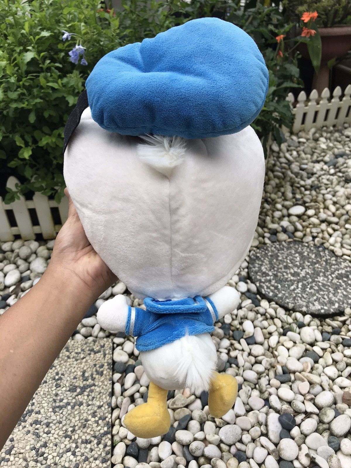 Disney × Japanese Brand COUPLE SET 💥 DONALD DUCK & DAISY WITH PLUSH BODY CAP HAT Size ONE SIZE - 12 Thumbnail