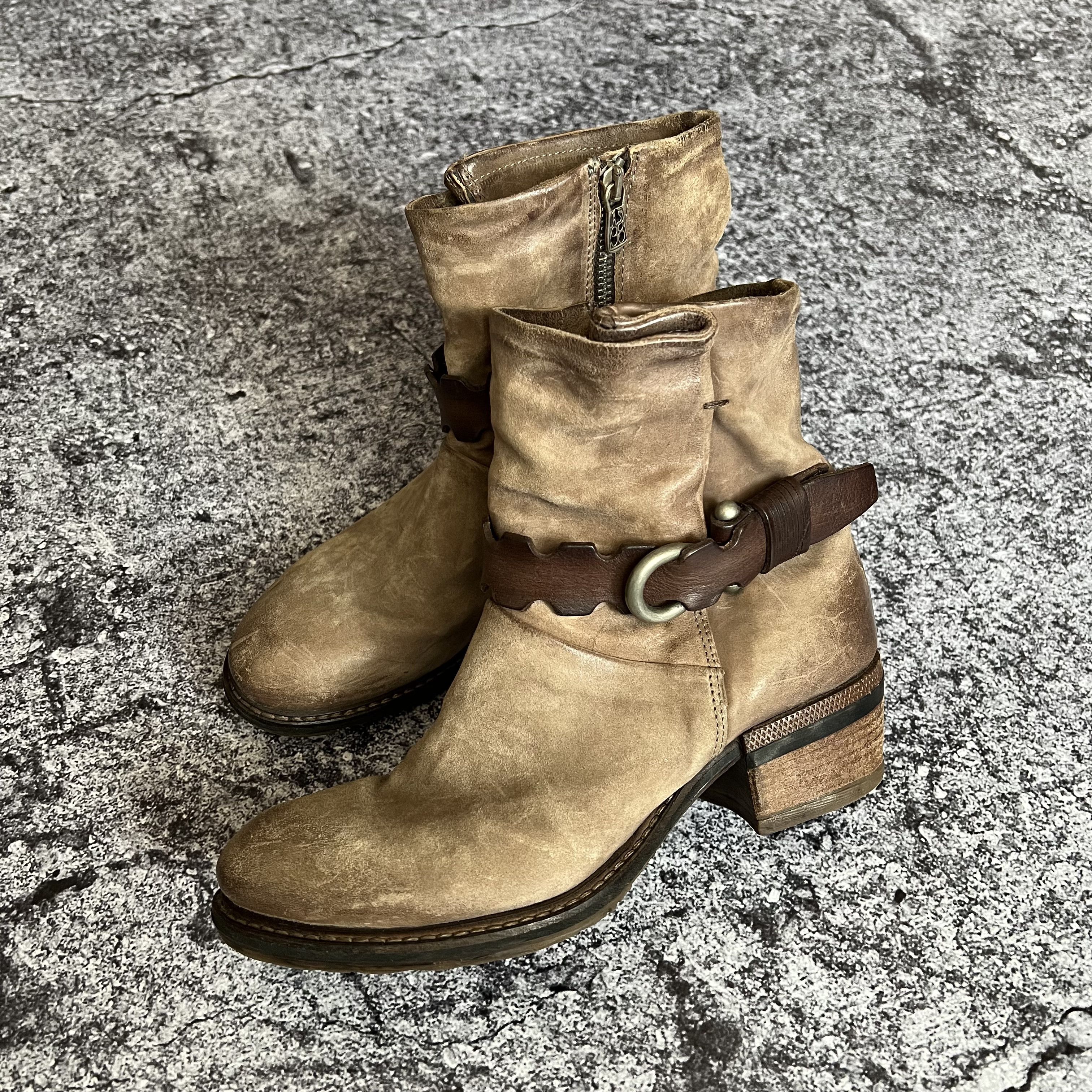 Avant Garde x Vintage A.s. 98 Boots Shoes Leather Style Rick Owens Size 39 in Beige, Women's