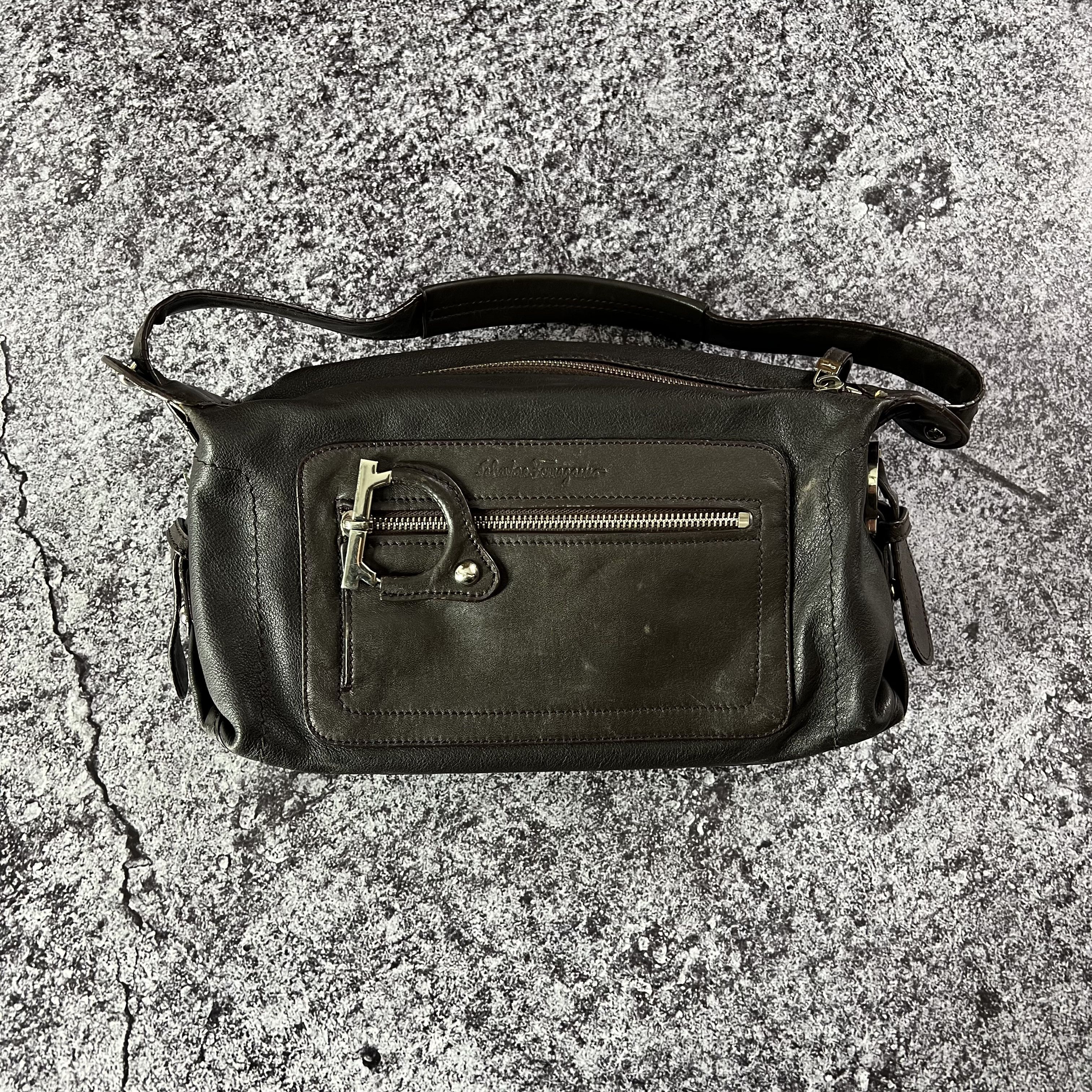 Salvatore Ferragamo Salvatore Ferragamo Handle Bags Leather Made in Italy Size ONE SIZE - 2 Thumbnail