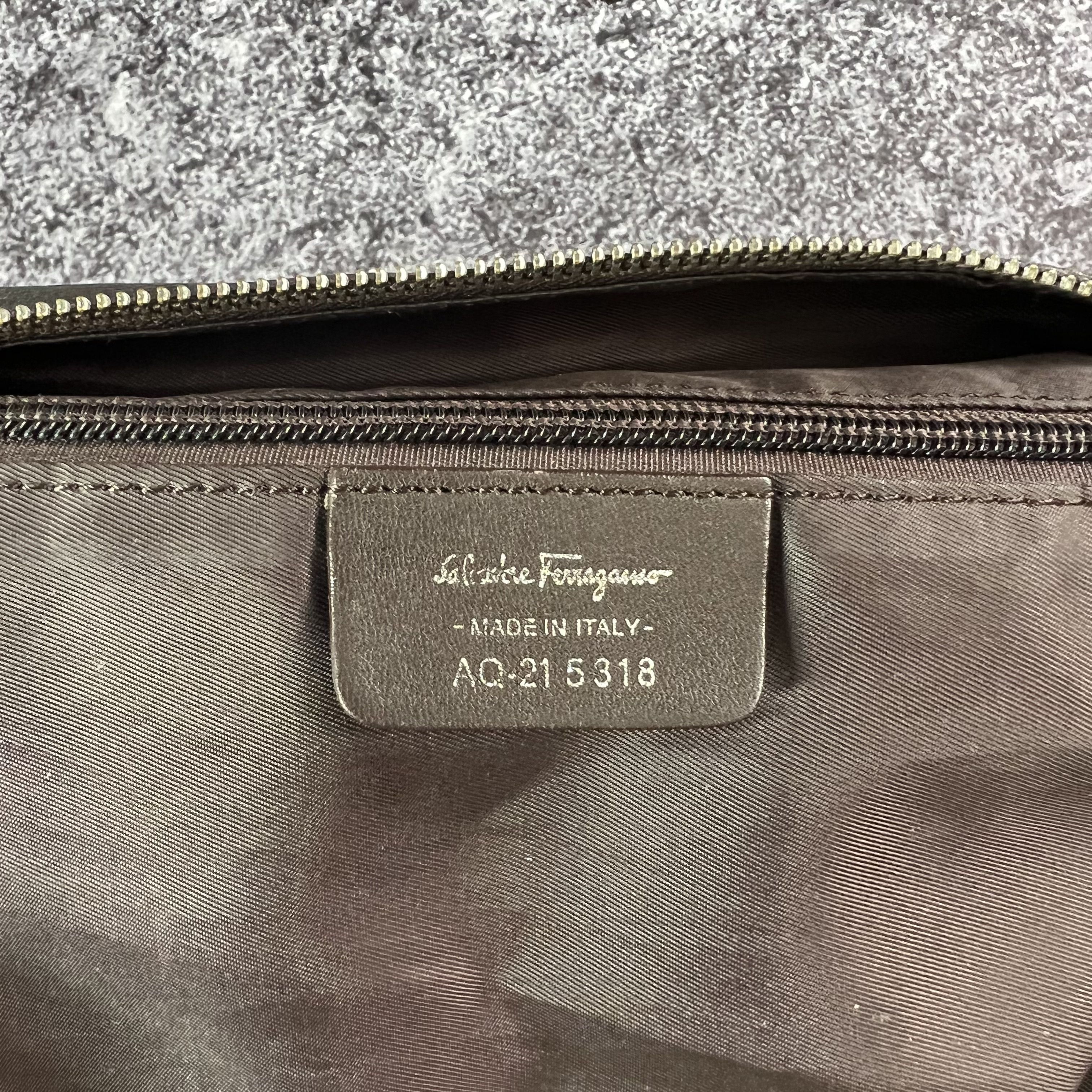Salvatore Ferragamo Salvatore Ferragamo Handle Bags Leather Made in Italy Size ONE SIZE - 20 Thumbnail