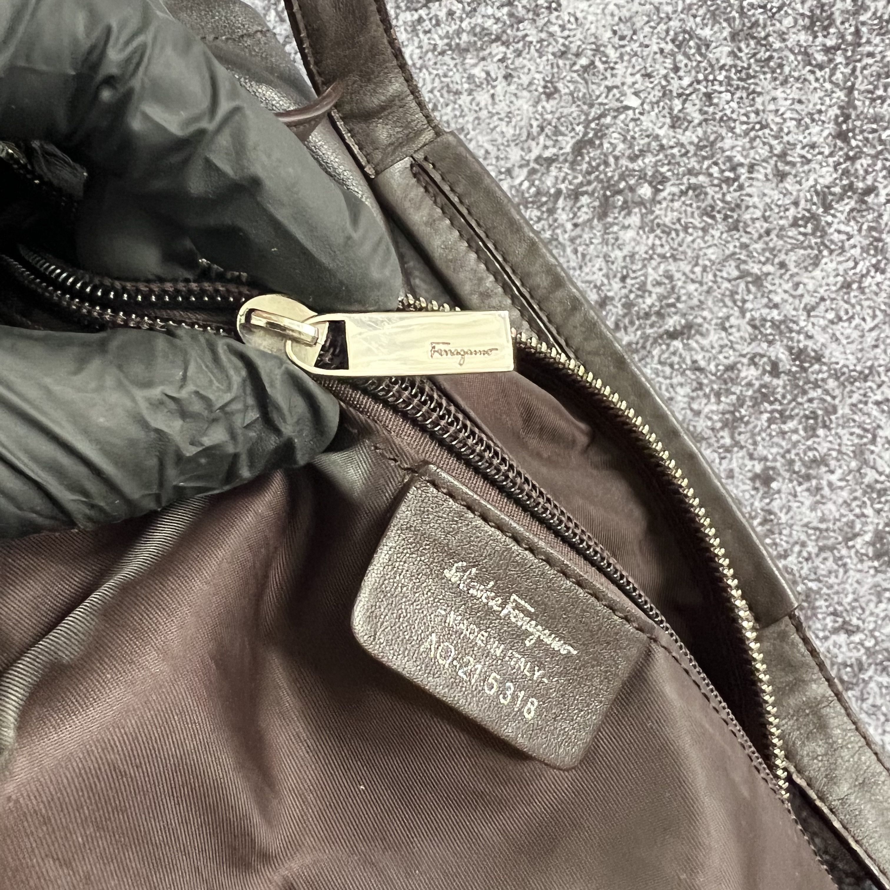 Salvatore Ferragamo Salvatore Ferragamo Handle Bags Leather Made in Italy Size ONE SIZE - 21 Thumbnail