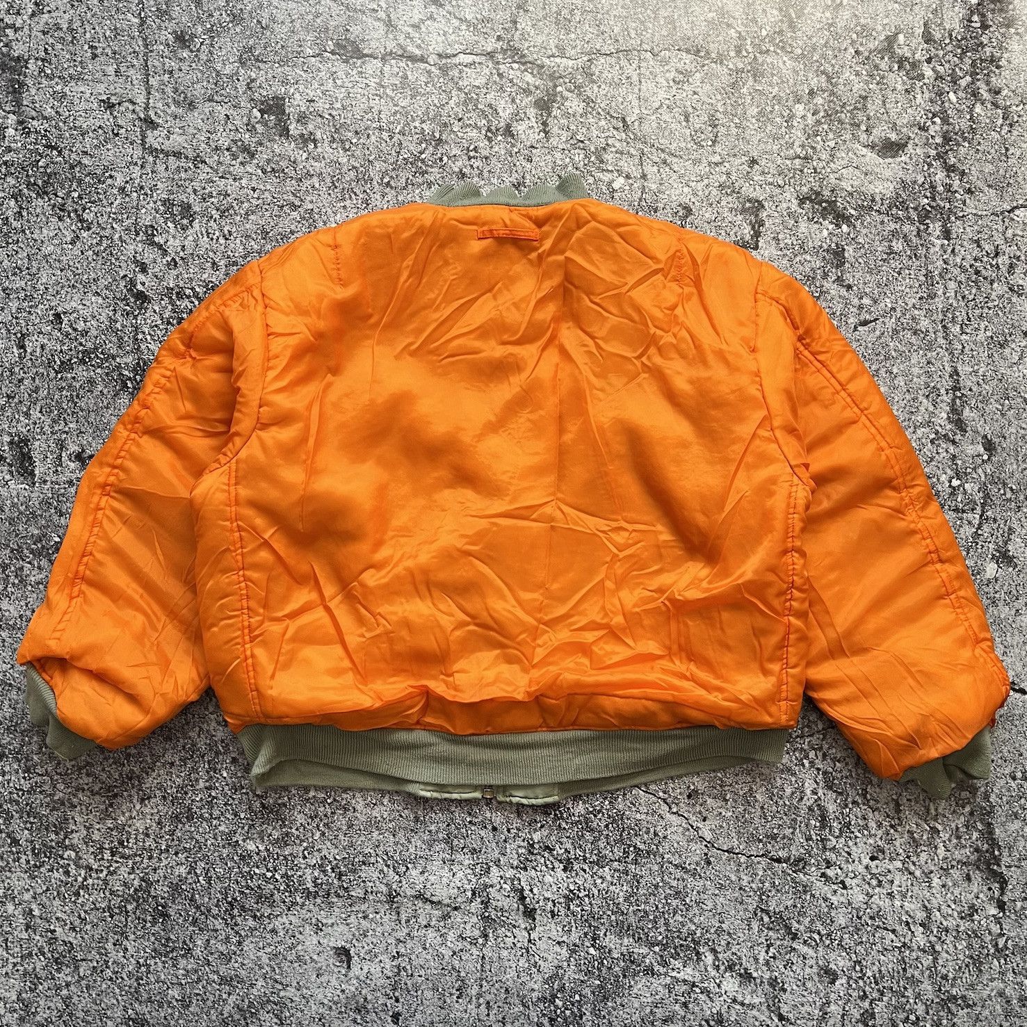 Alpha Industries Vintage Alpha Industries MA 1 Bomber Jacket Size L Size US L / EU 52-54 / 3 - 2 Thumbnail