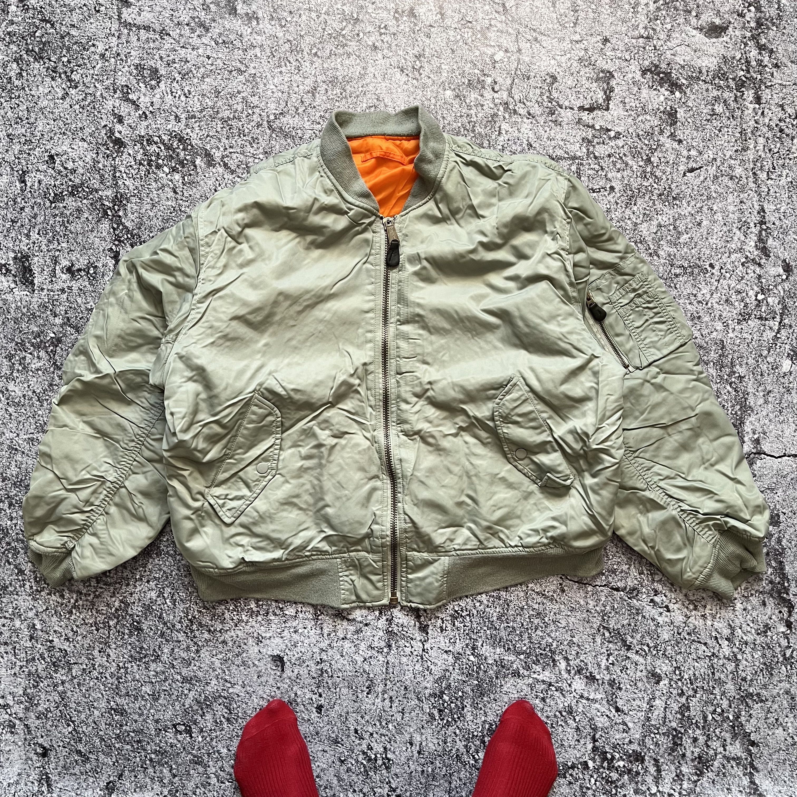 Alpha Industries Vintage Alpha Industries MA 1 Bomber Jacket Size L Size US L / EU 52-54 / 3 - 3 Thumbnail