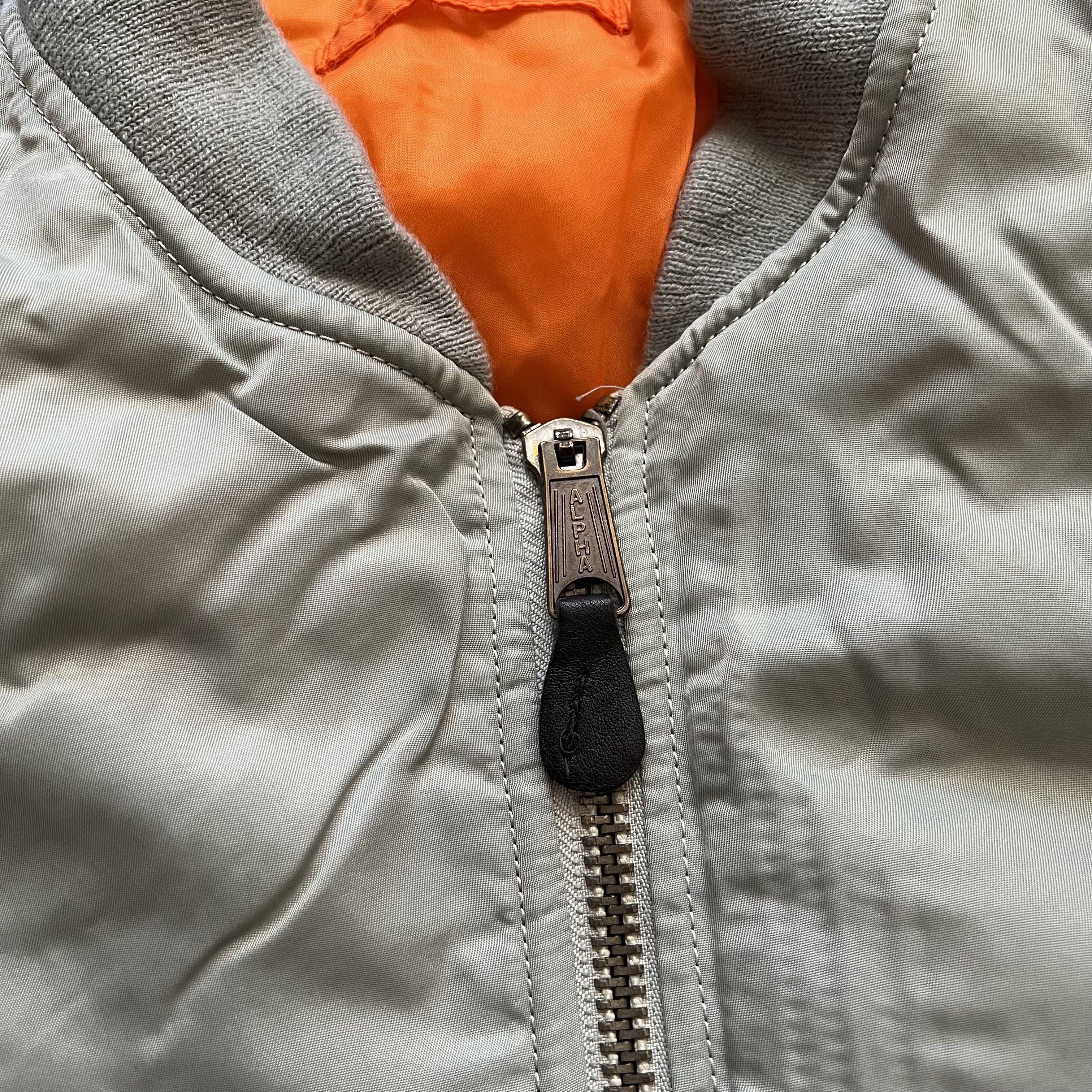 Alpha Industries Vintage Alpha Industries MA 1 Bomber Jacket Size L Size US L / EU 52-54 / 3 - 10 Thumbnail