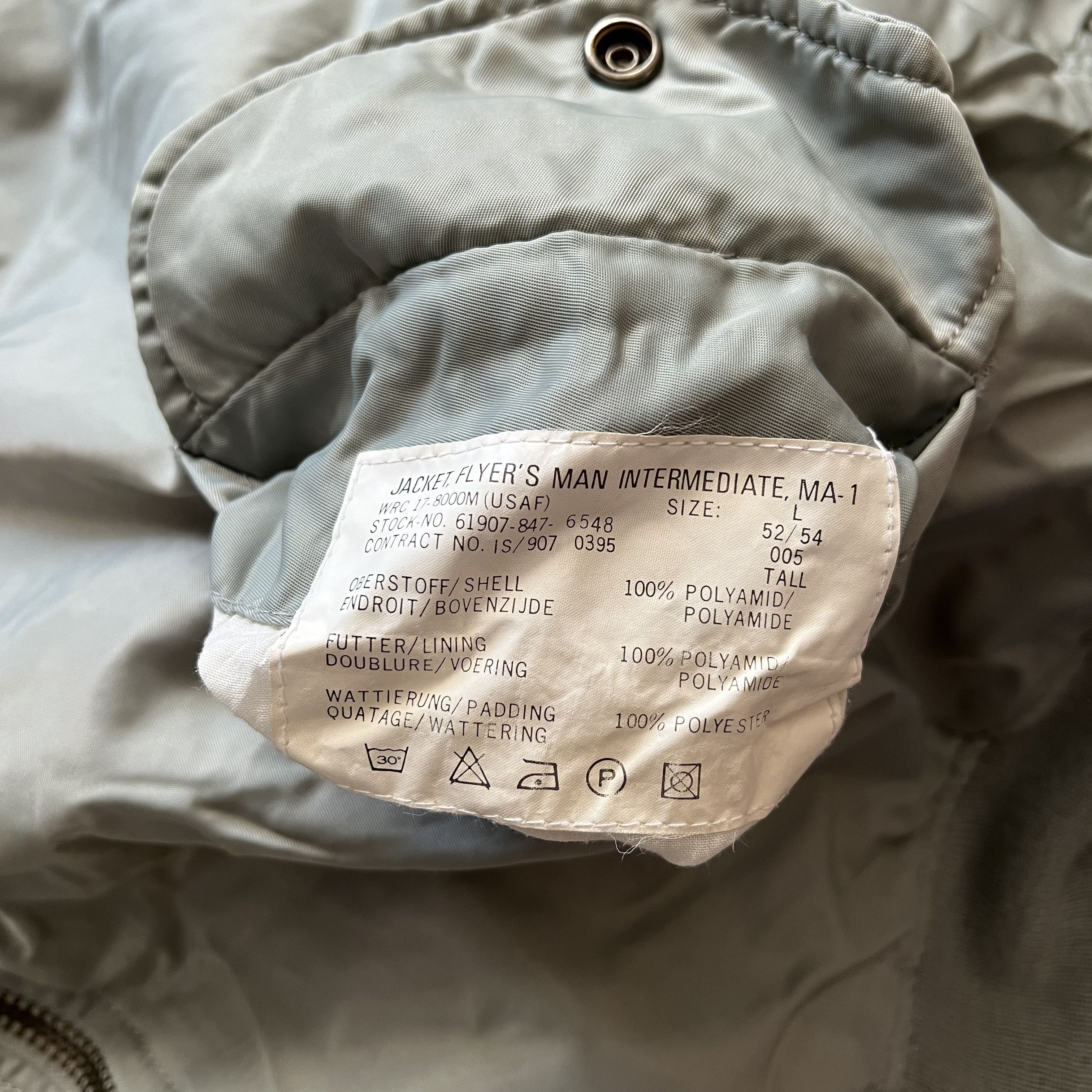 Alpha Industries Vintage Alpha Industries MA 1 Bomber Jacket Size L Size US L / EU 52-54 / 3 - 11 Thumbnail