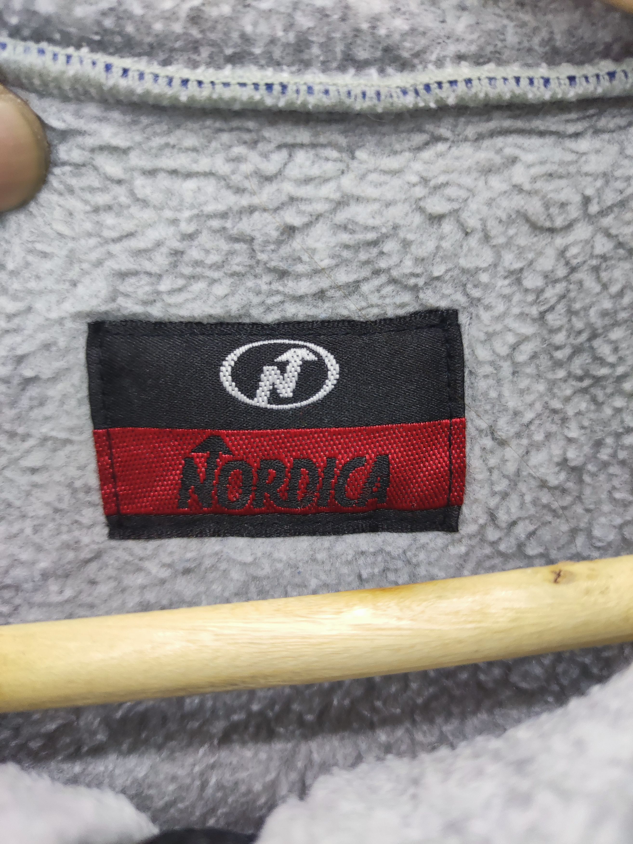 Vintage Vintage Nordica Fleece Sweater Half Zipper Size US M / EU 48-50 / 2 - 3 Thumbnail