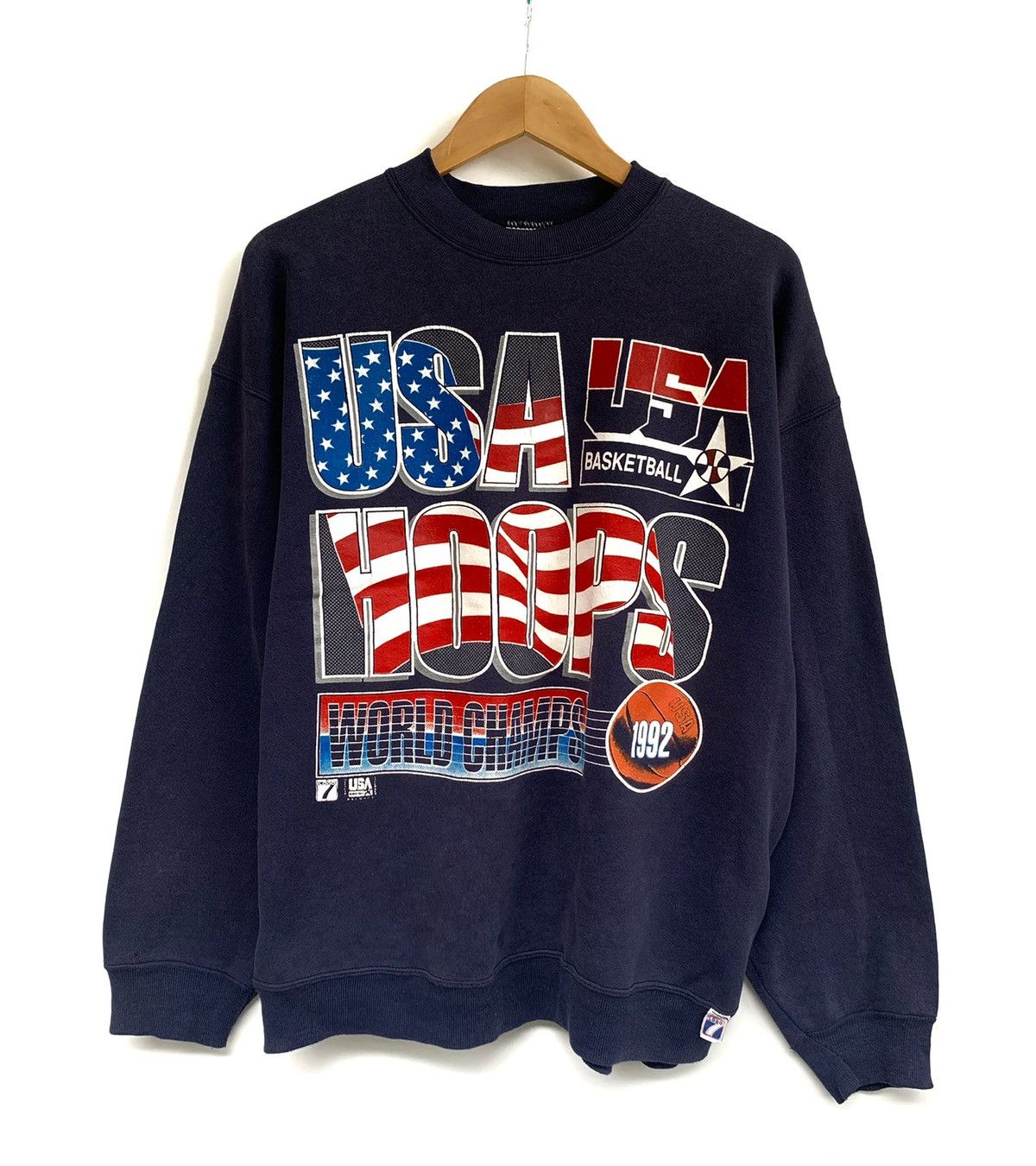 Logo 7 Vintage 90’s USA Basketball HOOPS Sweatshirt Size US XL / EU 56 / 4 - 1 Thumbnail