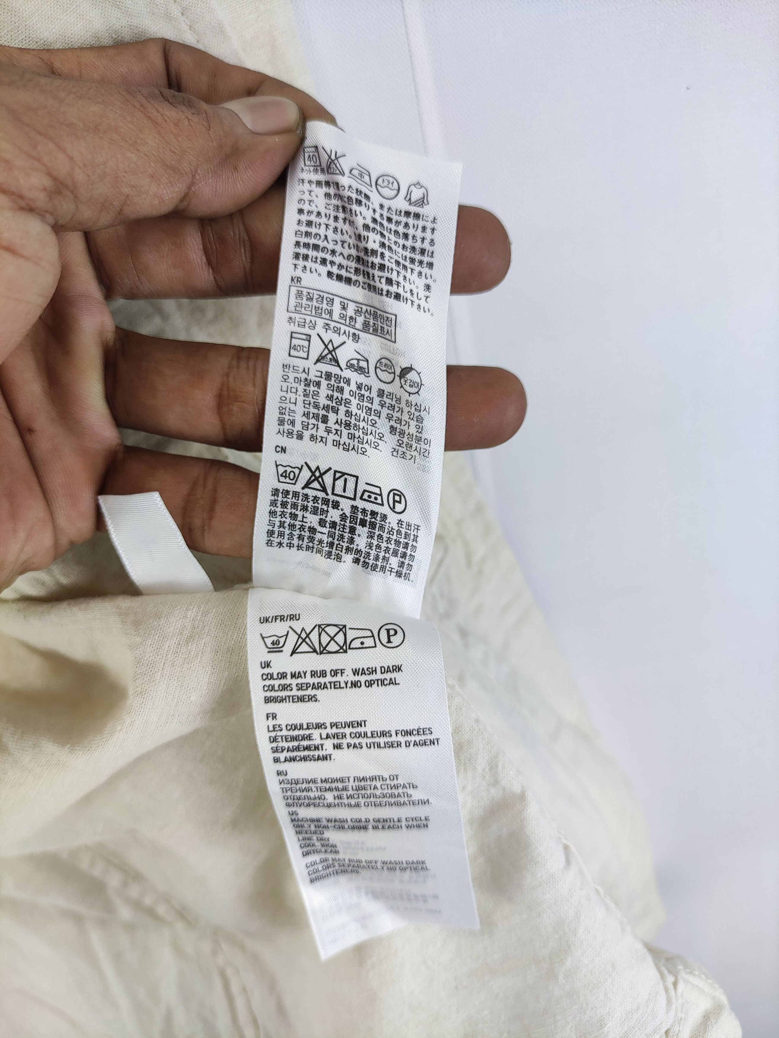 Uniqlo Vintage Uniqlo Shirt Button Up Size US L / EU 52-54 / 3 - 7 Thumbnail