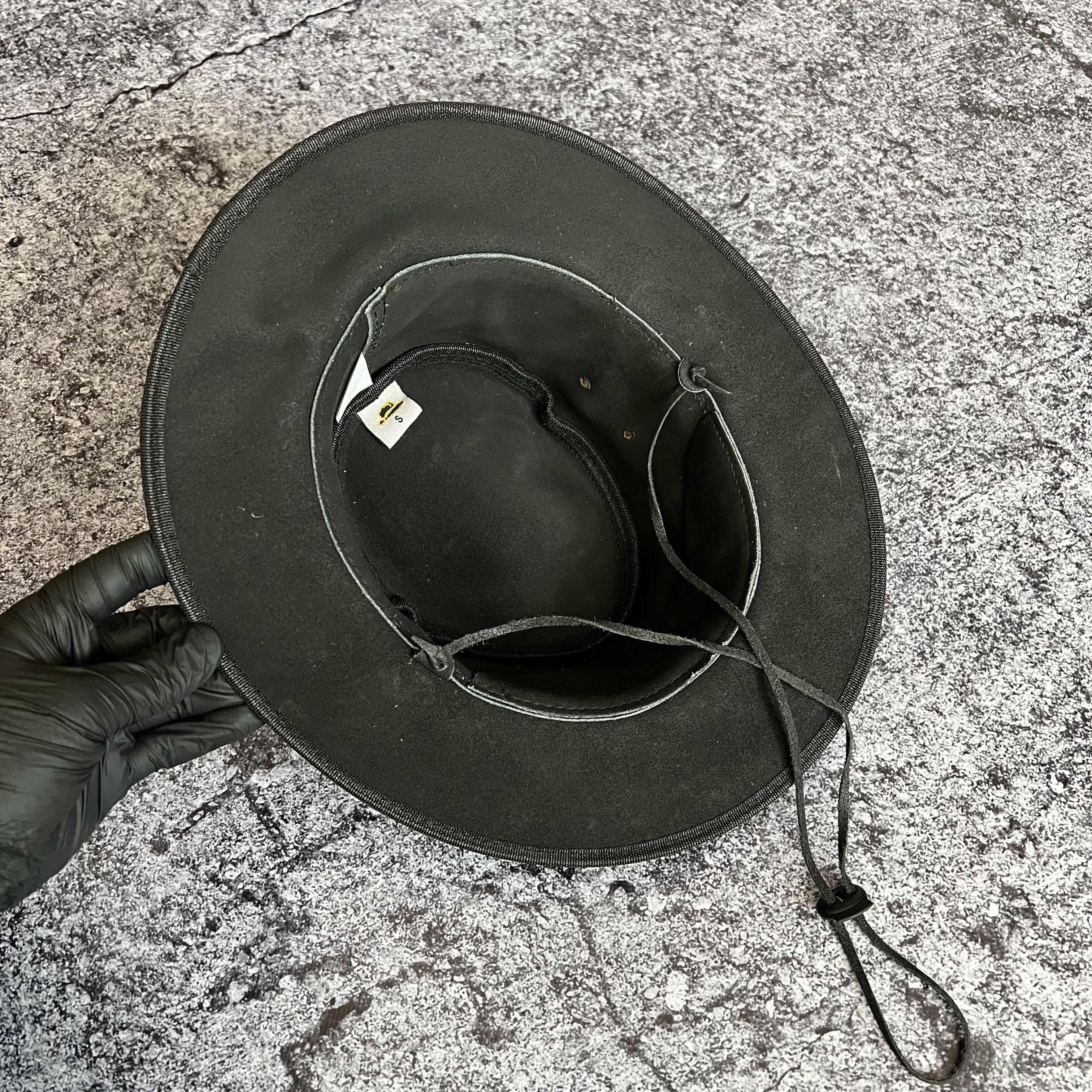 Cowboy Equipment Vintage Cowboy Leather Hat Cap Size S Size ONE SIZE - 6 Thumbnail