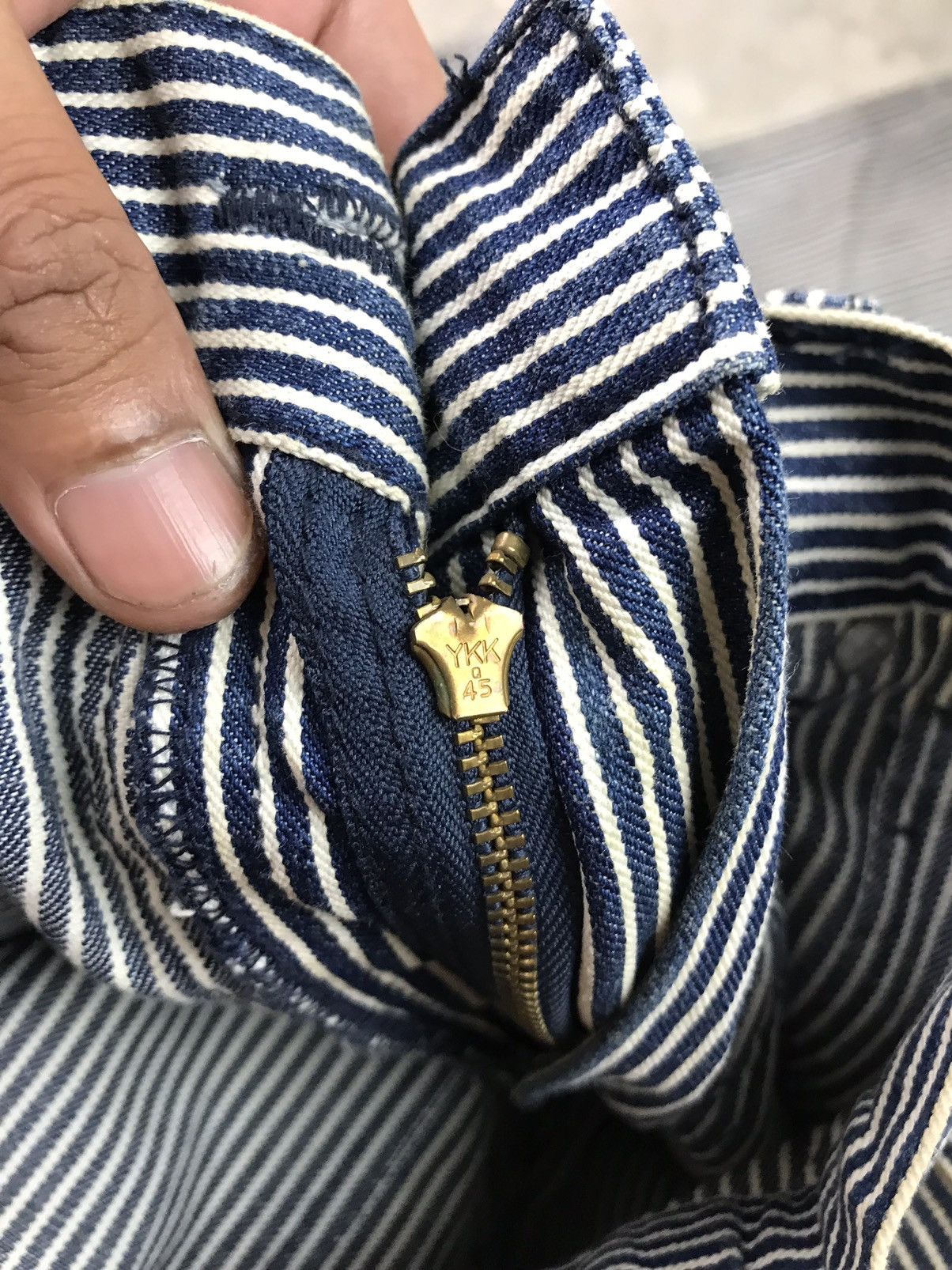 Oshkosh 🔥VINTAGE OSHKOSH CLASSICS HICKORY DENIM STRIPE Size US 31 - 5 Thumbnail