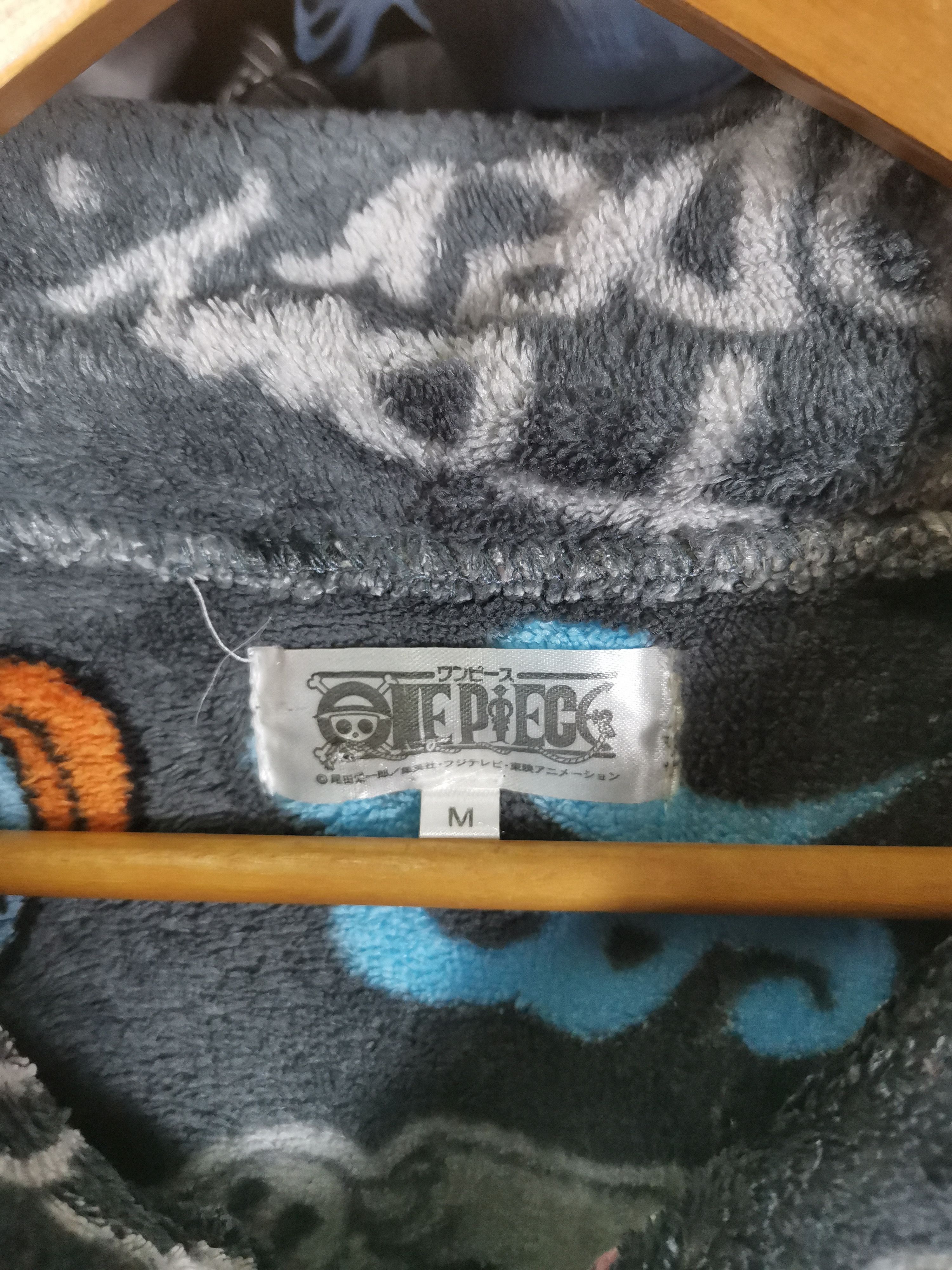 One Piece Vintage Japanese Brand One Piece Tony Chopper Fleece Size US M / EU 48-50 / 2 - 3 Thumbnail