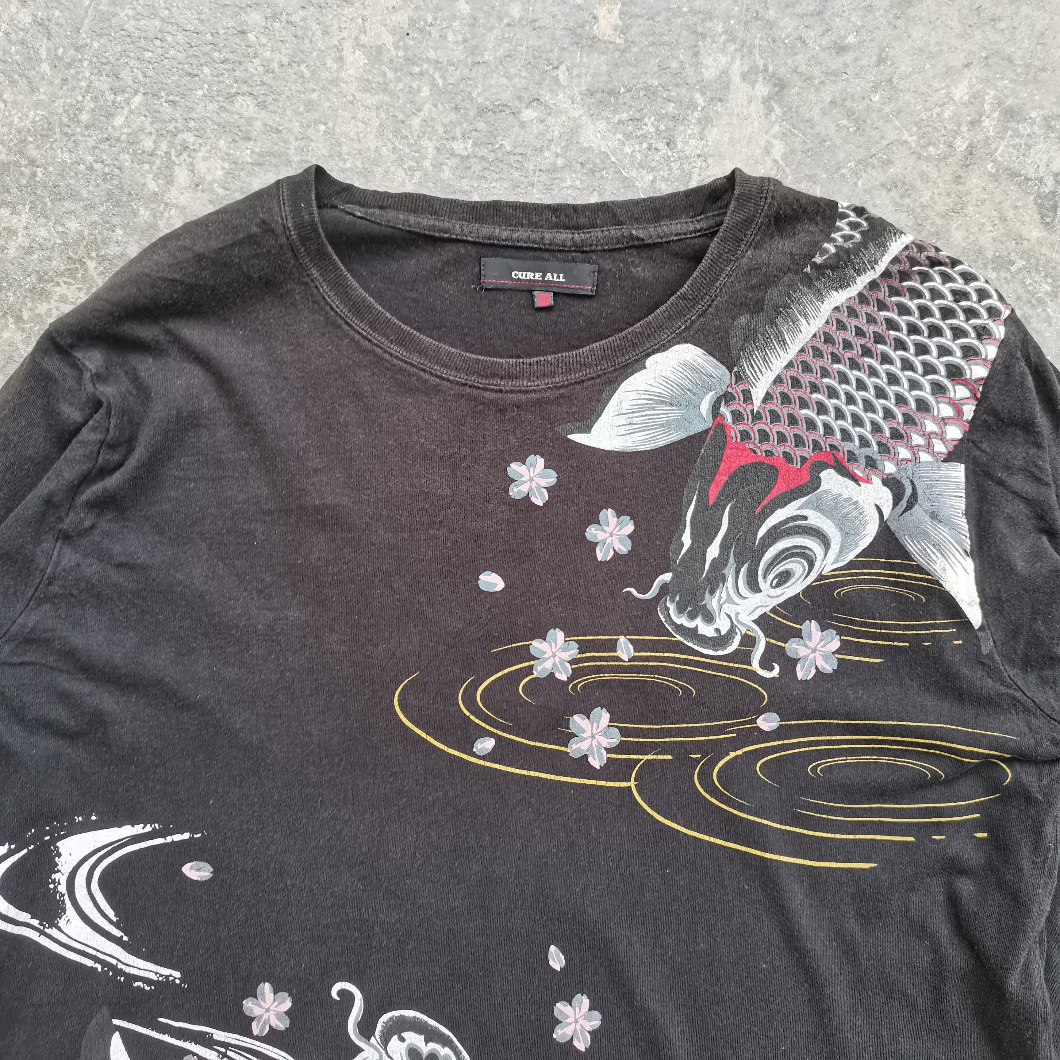 Japanese Brand Vintage Sukajan KOI FISH Sun Faded Long Sleeve Tshirt Size US XL / EU 56 / 4 - 4 Thumbnail