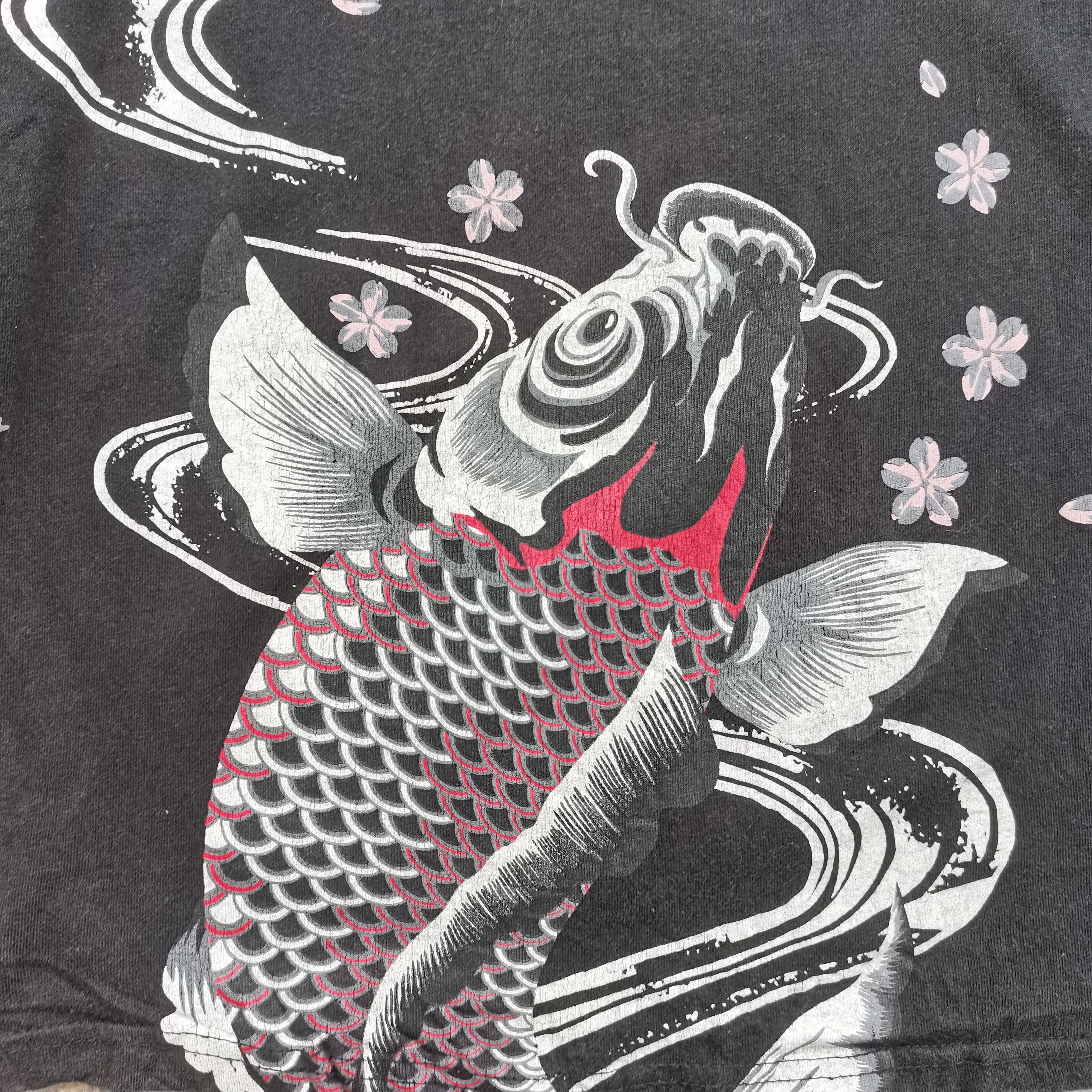 Japanese Brand Vintage Sukajan KOI FISH Sun Faded Long Sleeve Tshirt Size US XL / EU 56 / 4 - 7 Thumbnail